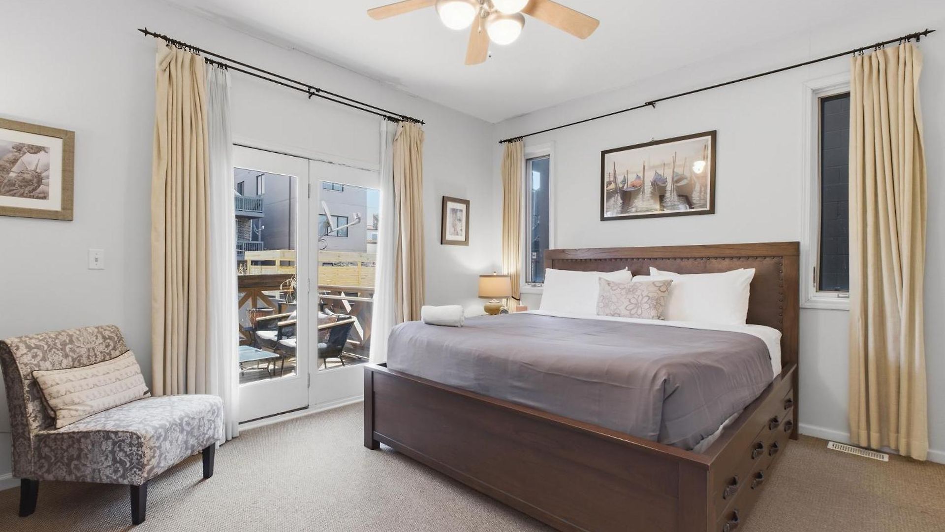 Apartment Heart Of East Village 2-bed 2-bath Peaceful Oasis *