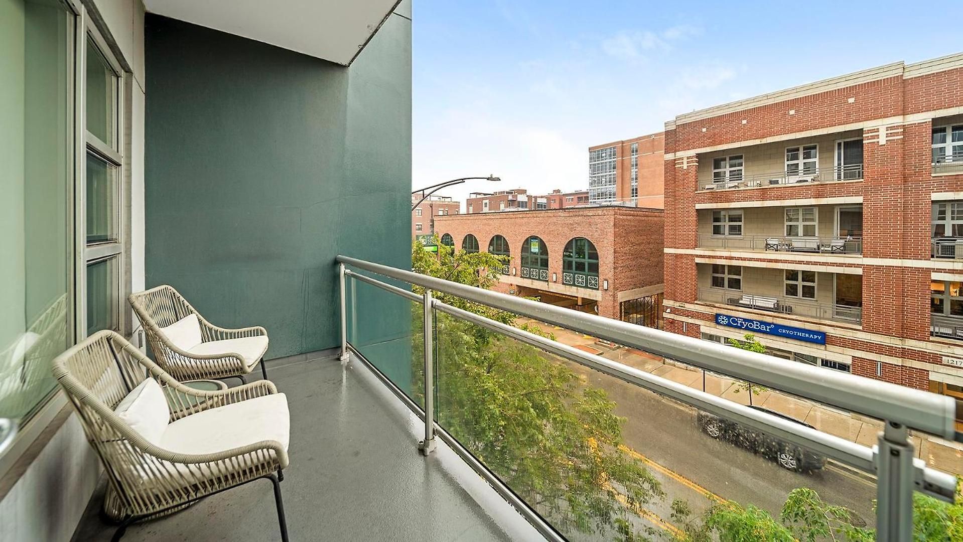Apartment Landing Stylish 2bd Gym Rooftop Lounge