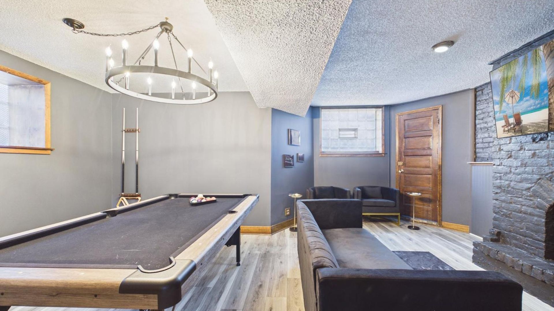 The Dakin Estate 4br Art Deco Speakeasy Duplex * Chicago