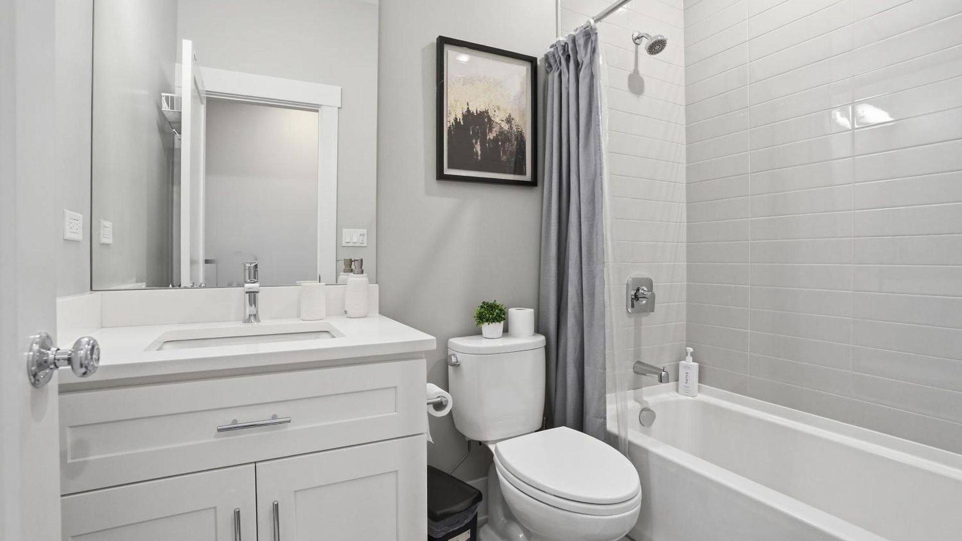 Elegant Oasis 2 Bed 2 Bath Near Downtown And United Center Chicago