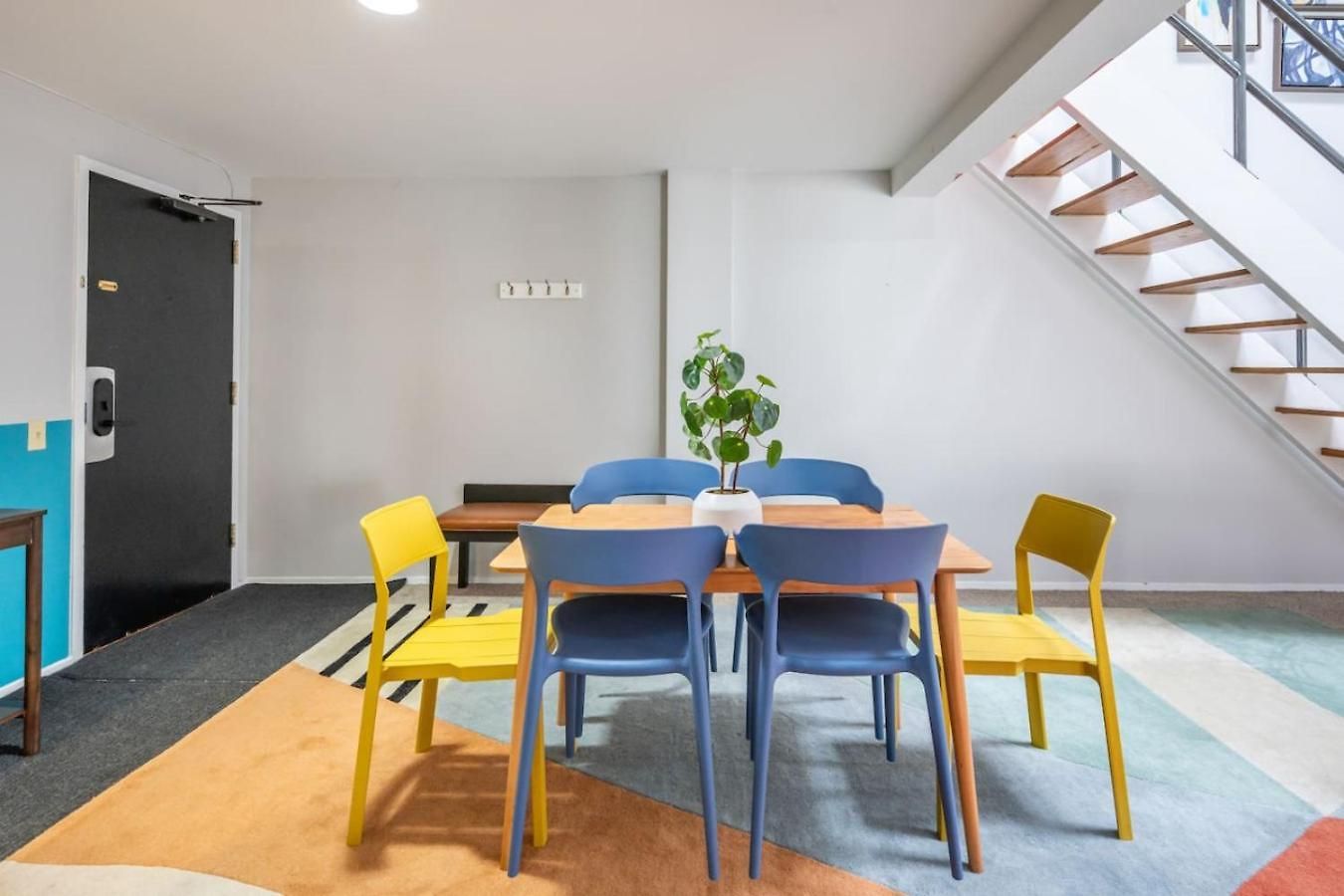 Spacious Downtown Penthouse Vintage, Gym & Balcony #3 Apartment
