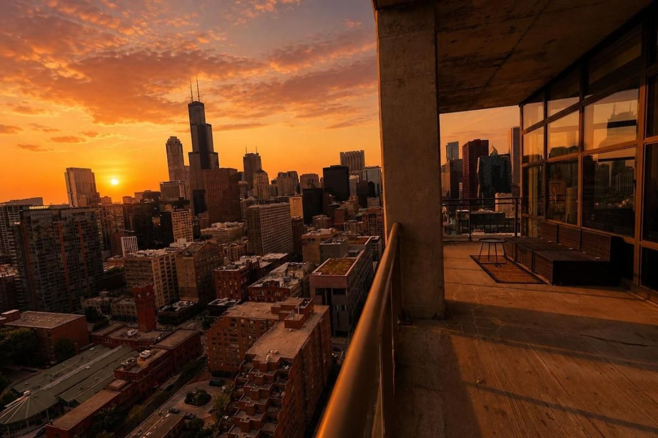 Apartment 29th Floor 2br Grant Park With Balcony, Gym