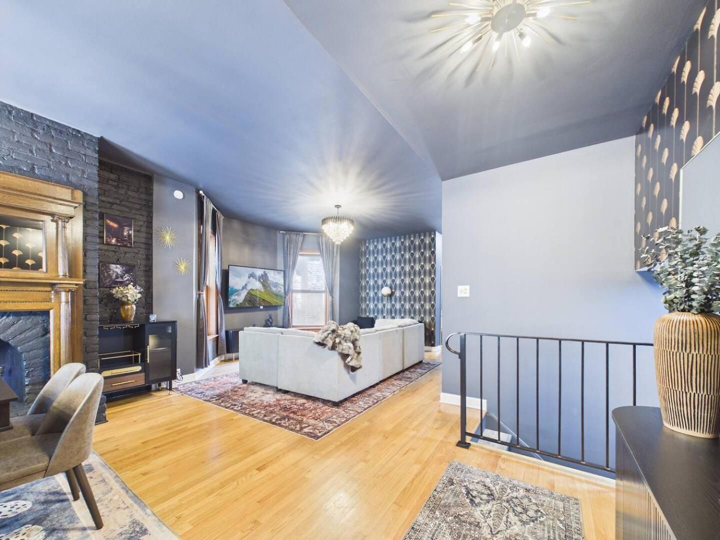 Wrigley Luxe 3br Free Parking * Chicago