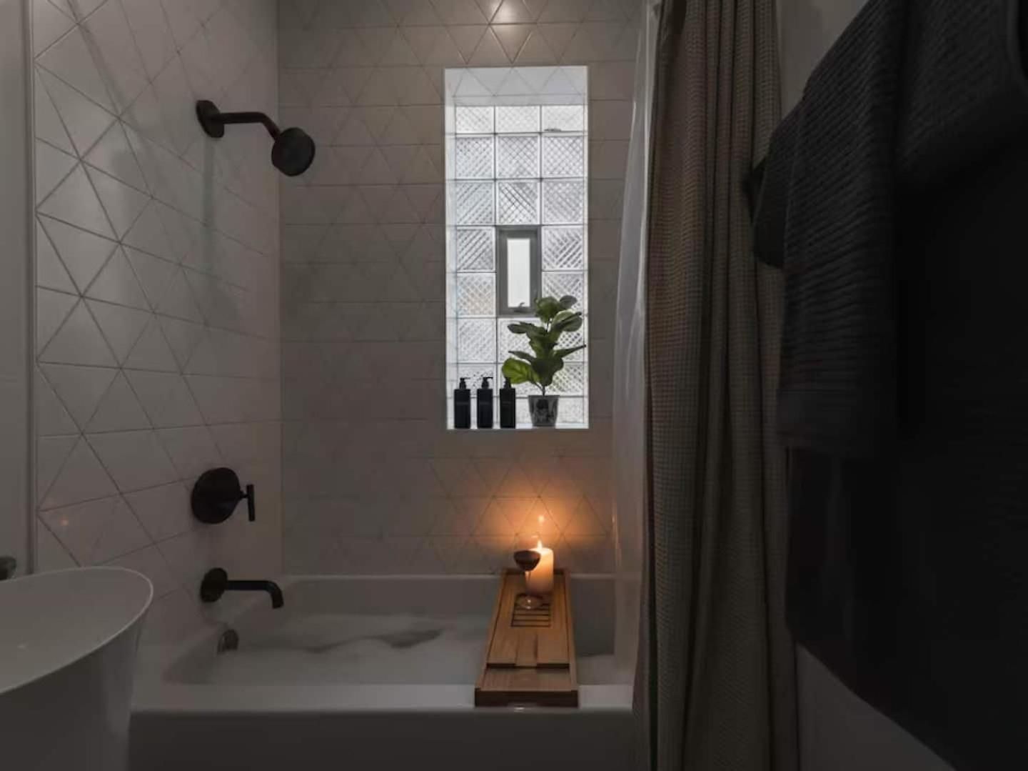 Apartment The Zen Duplex Two Private For Groups Chicago