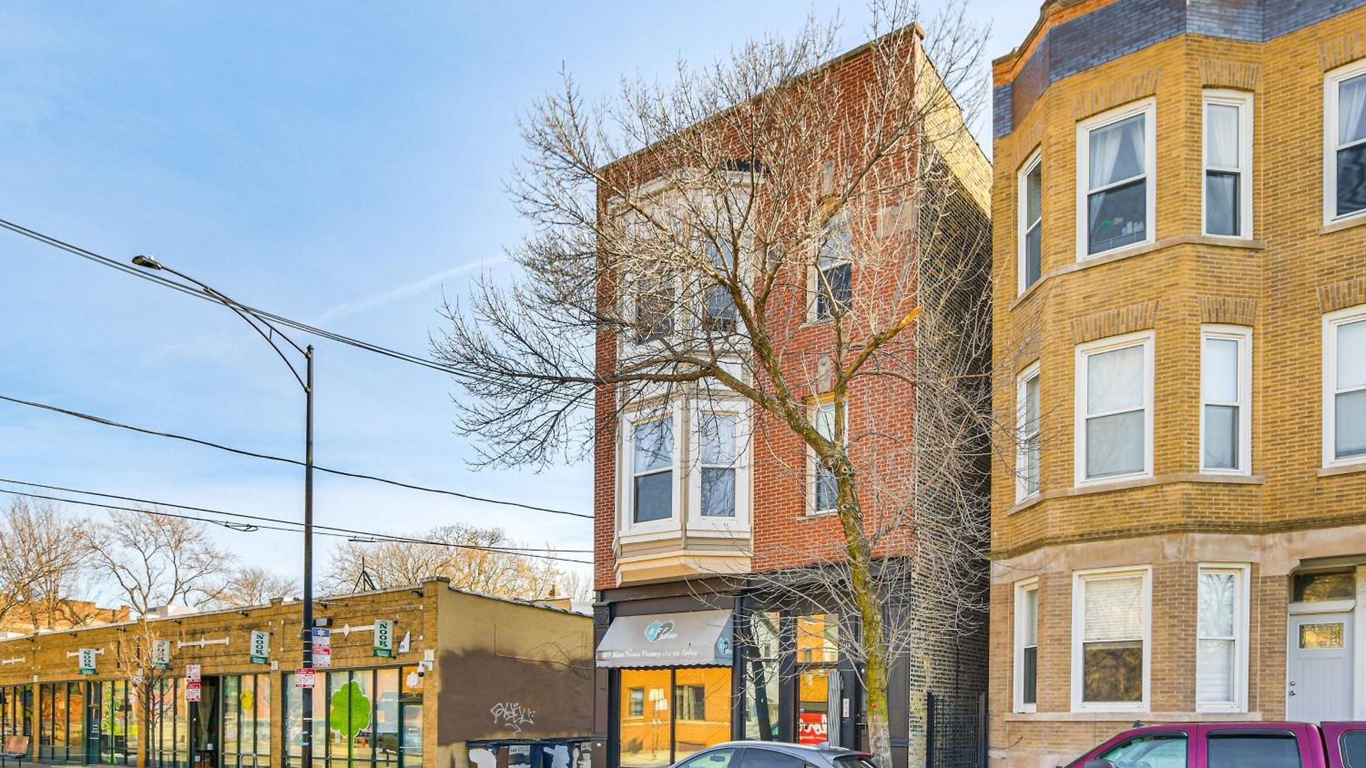Apartment Walk To Blue Line: Sleek In Bucktown! *