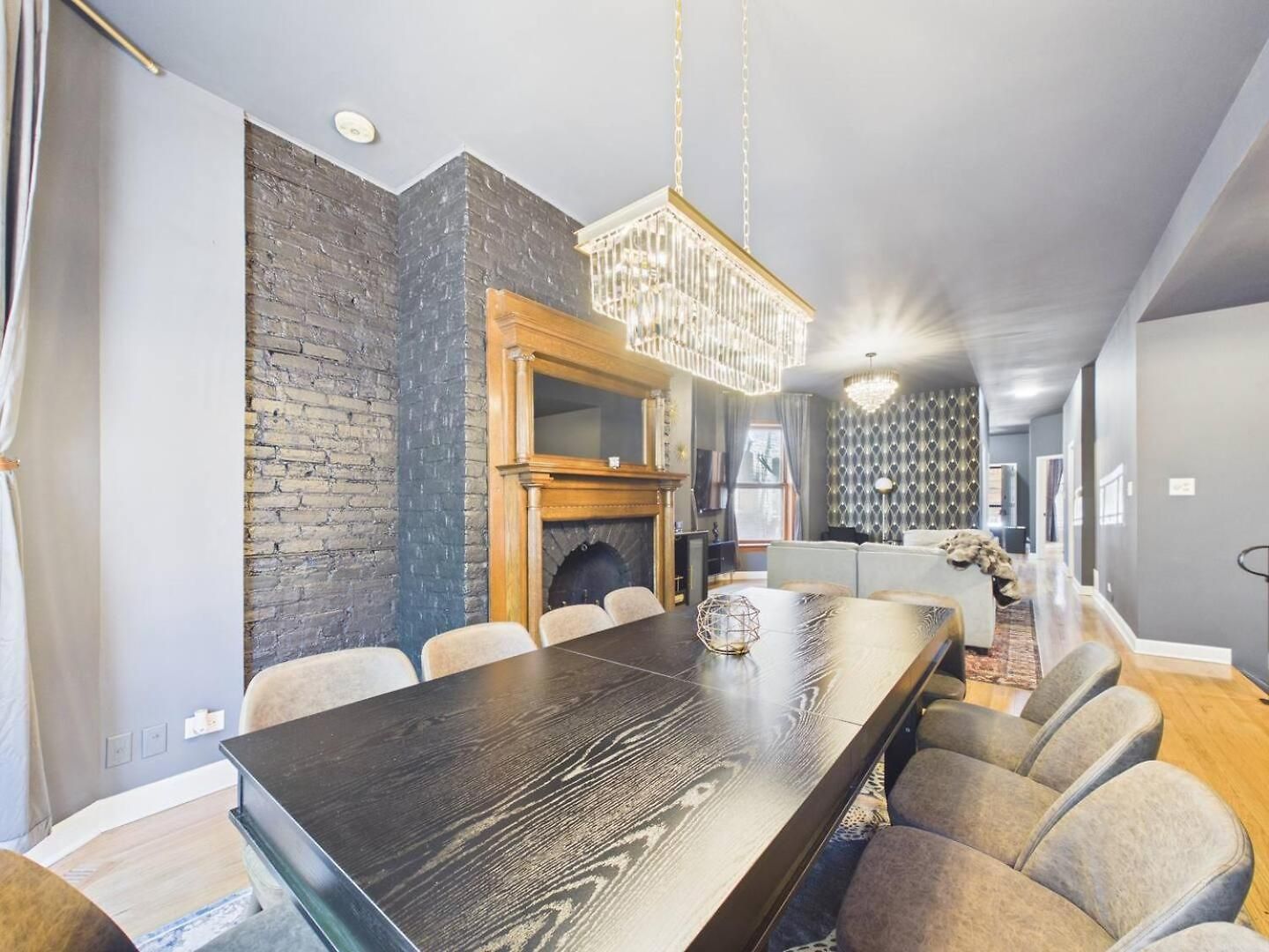 Luxury Wrigley Getaway 2br Parking Chicago