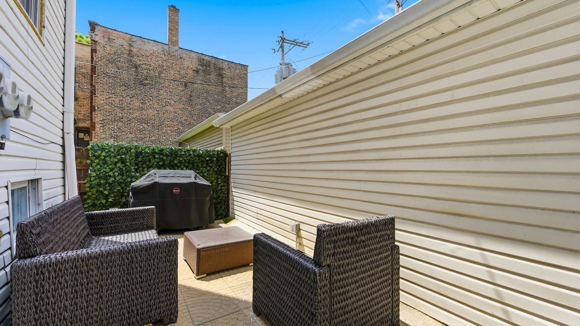 Ukrainian Village 2 Bd 2ba - Steps From Division Apartment Chicago