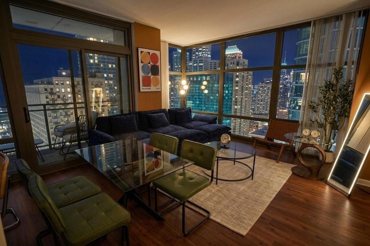 Apartment Modern 2br Skyline - 5 Min To Grant Park *