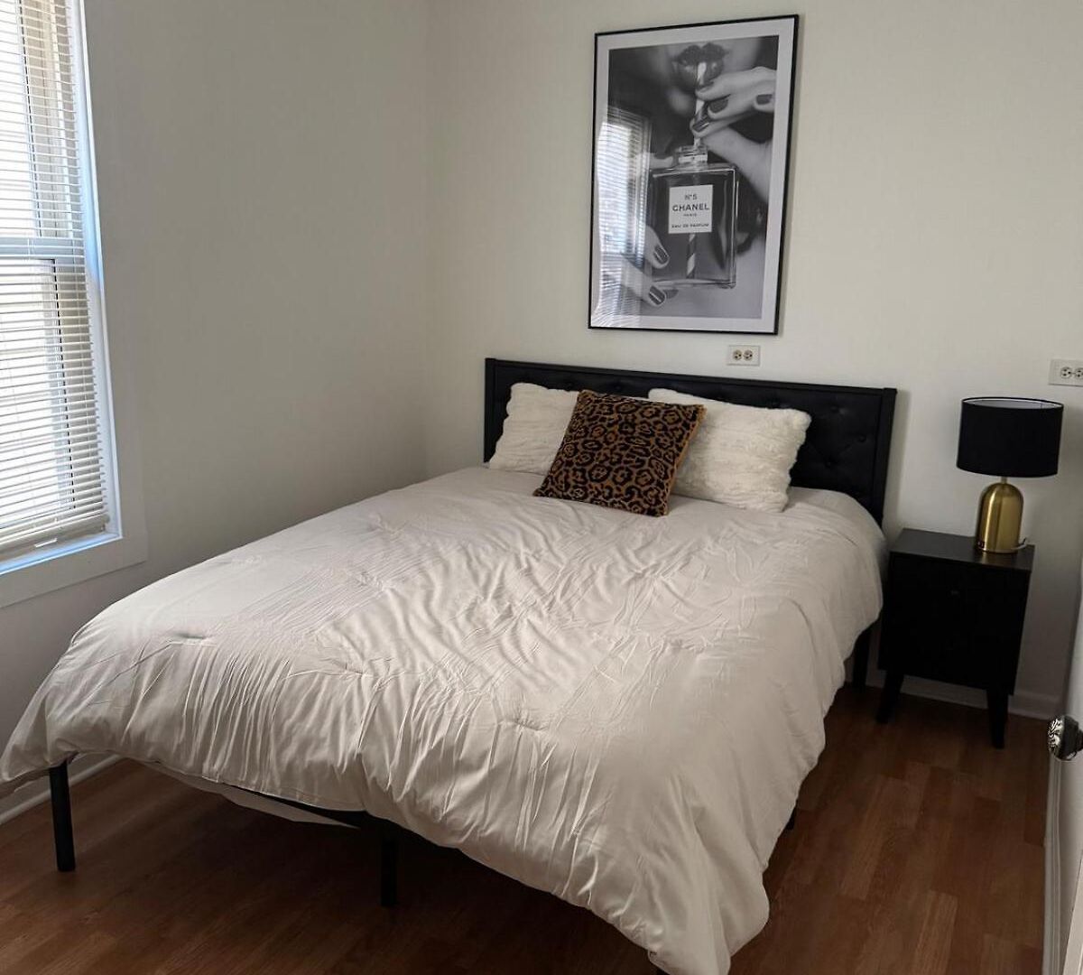 Cozy 3bd - Free Parking & Fast Wifi!
