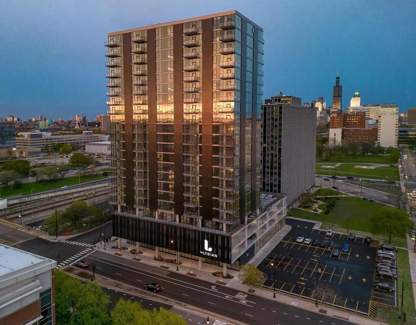 Landing Incredible 1bd Gym Pool Apartment *