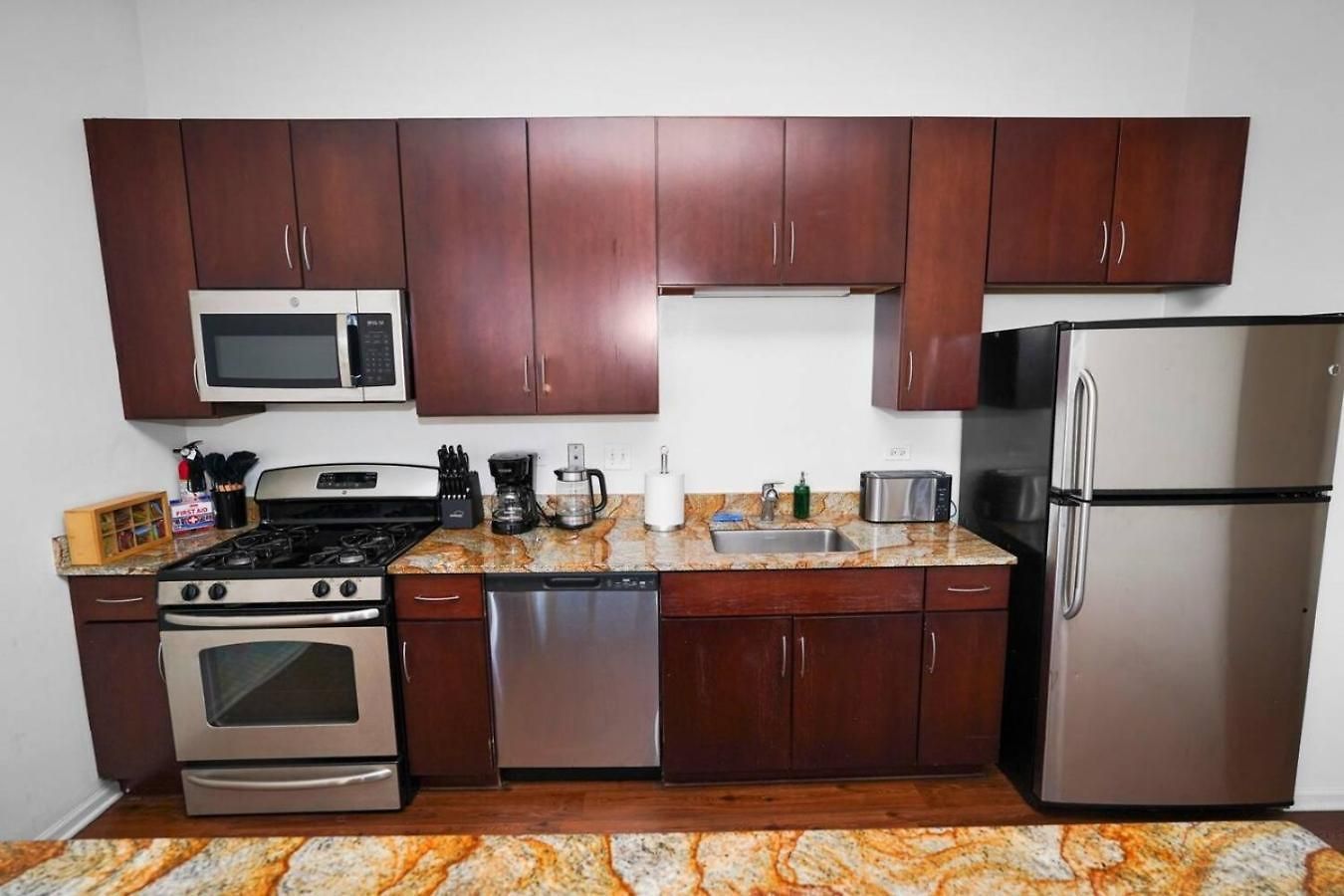 Apartment 29th Floor 2br With Balcony And Gym