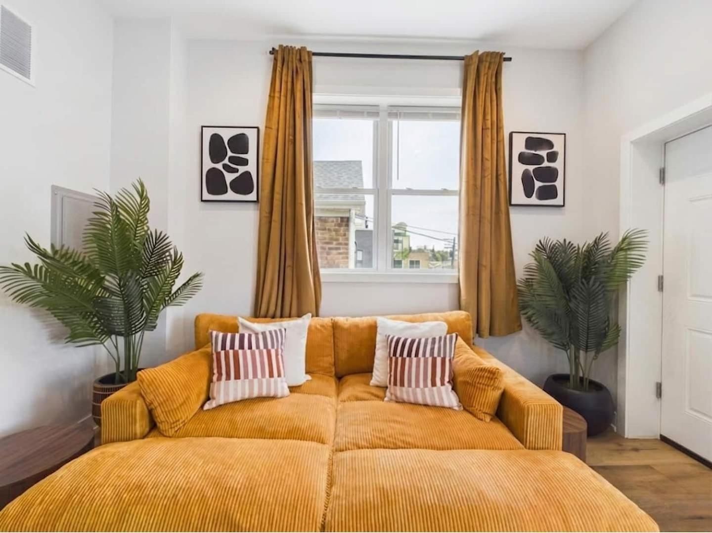 The Zen Duplex Two Private For Groups Chicago