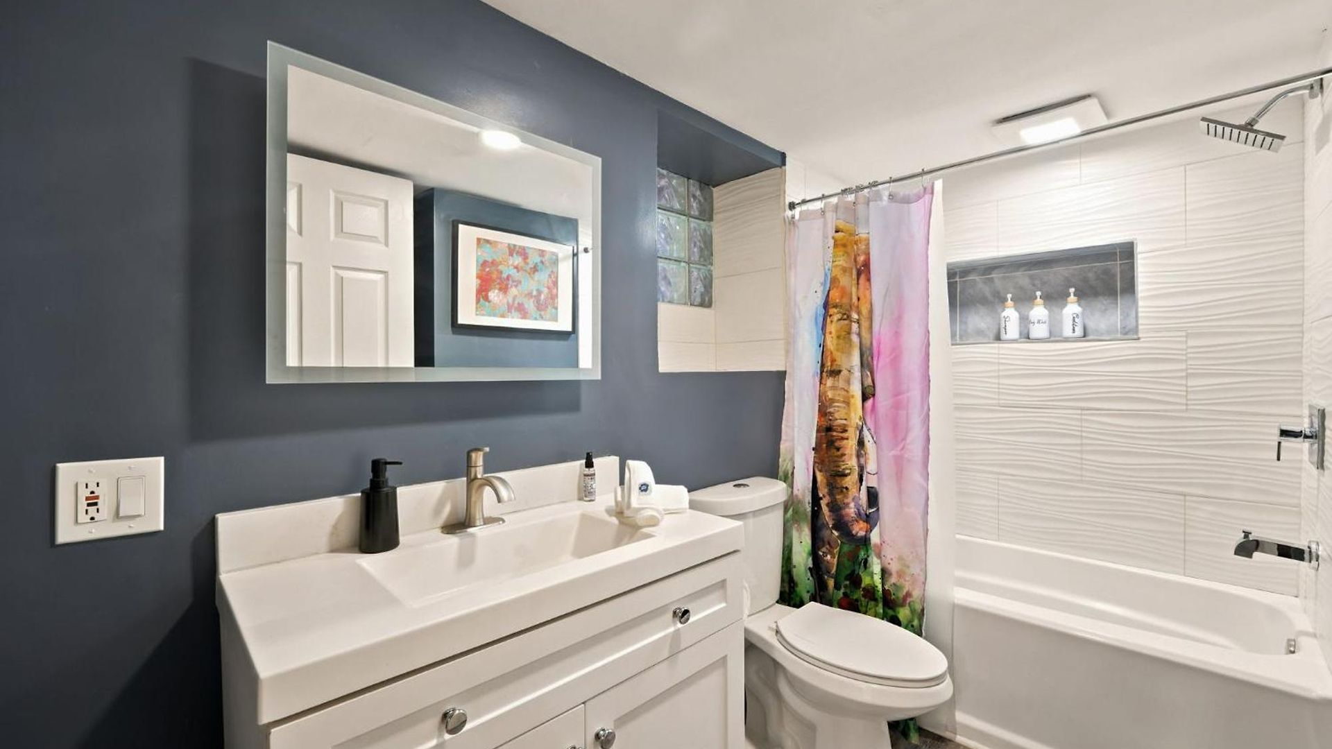 River West Retreat 2 Bedroom Garden Unit