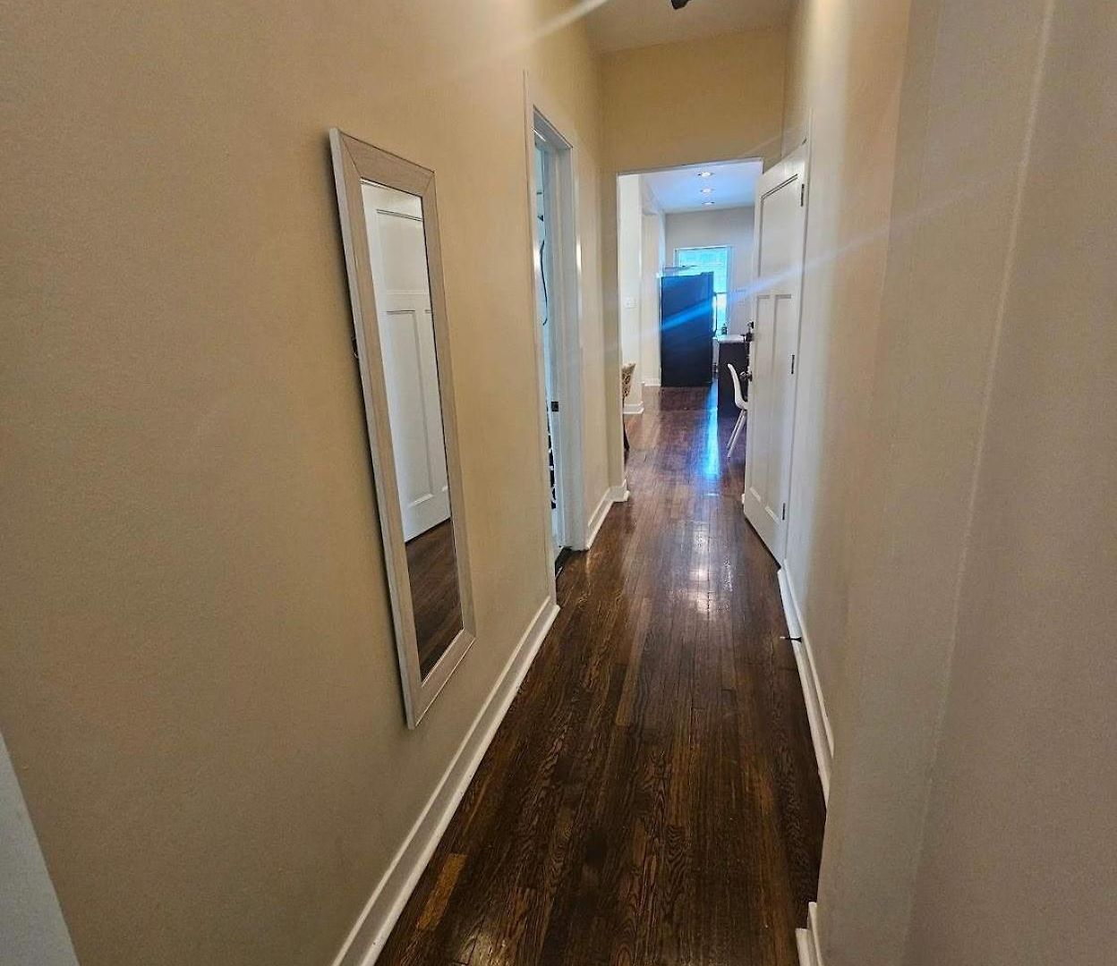 Apartment 2 Bedroom Unit In Uptown Chicago