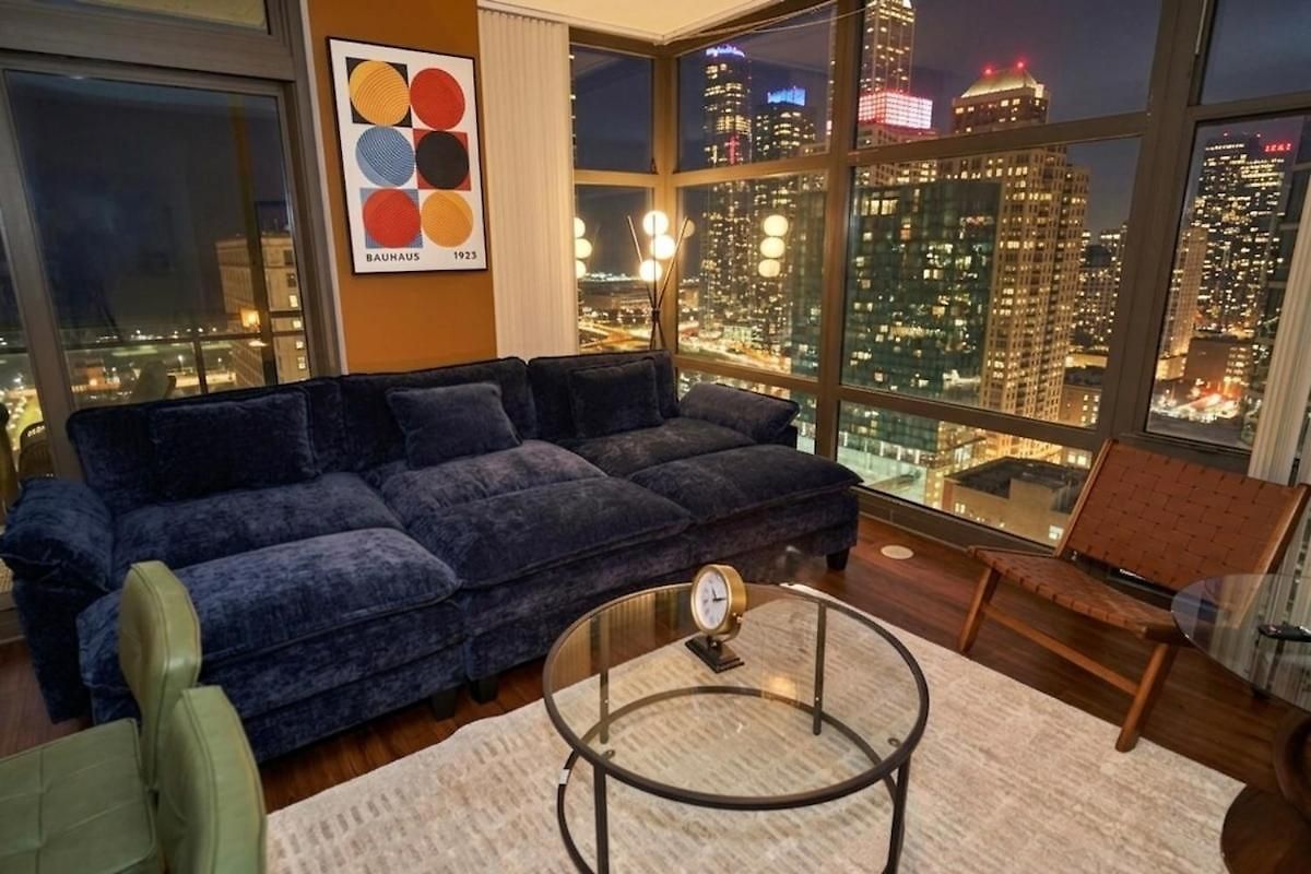 Modern 2br Skyline - 5 Min To Grant Park *