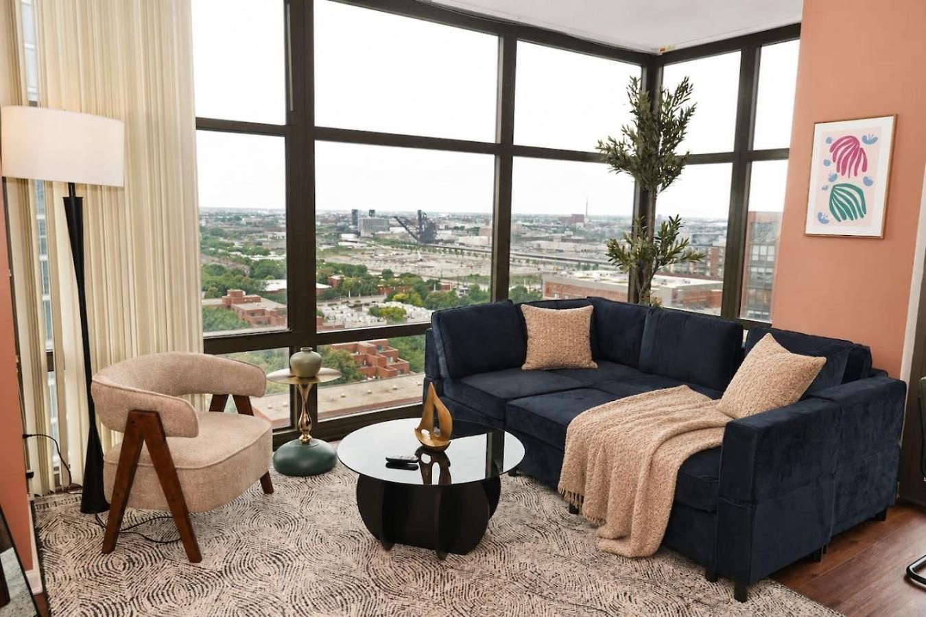 Apartment Skyline Luxury 19th Floor Retreat Near Grant Park