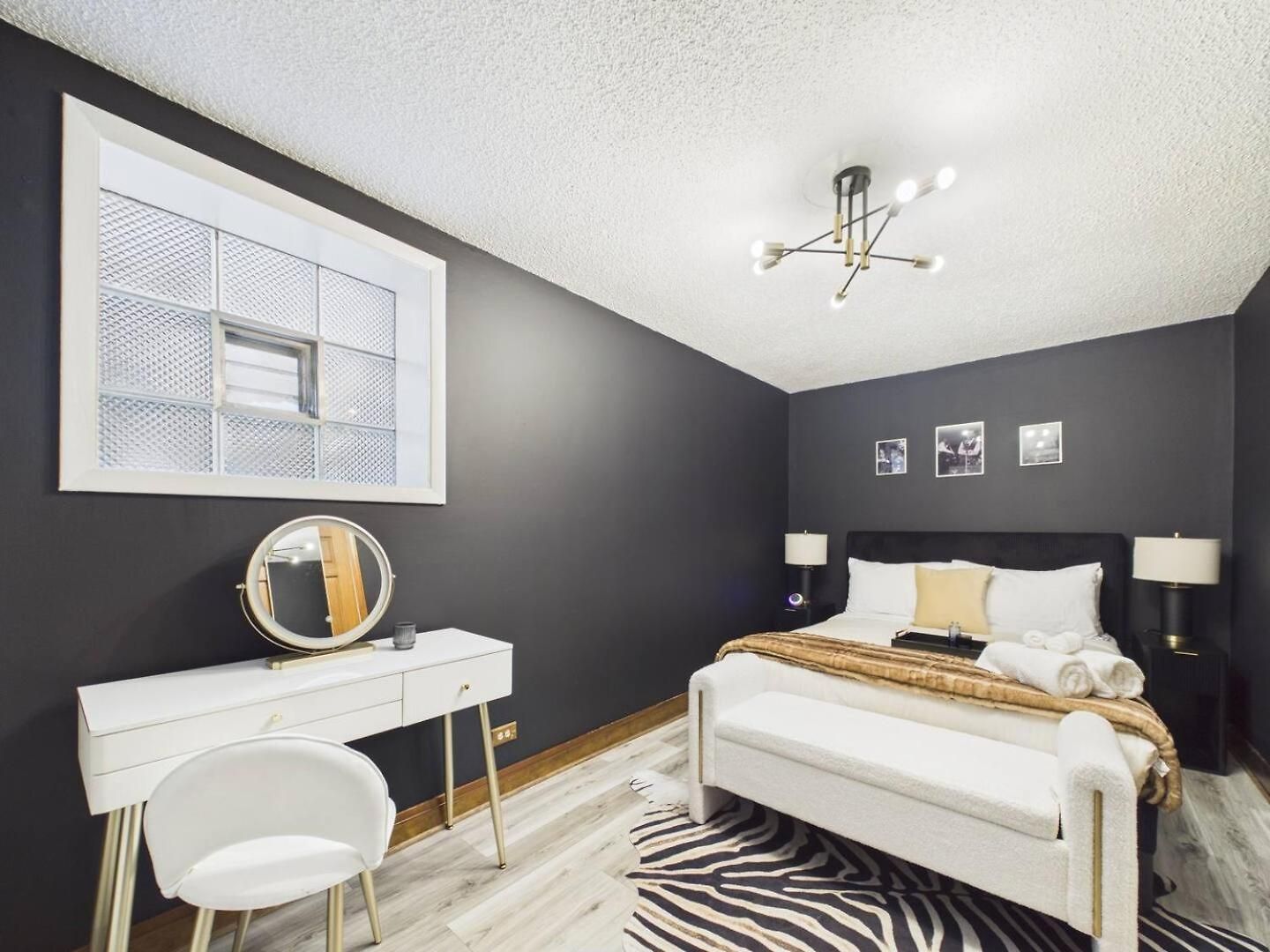 Wrigley Luxe 3br Free Parking Apartment Chicago