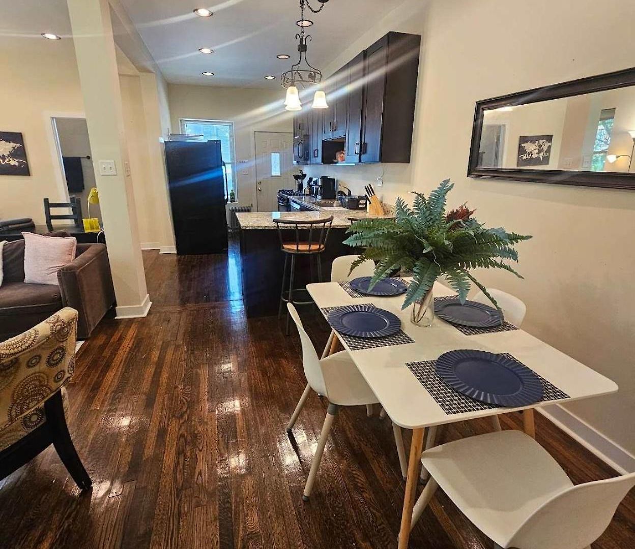 2 Bedroom Unit In Uptown