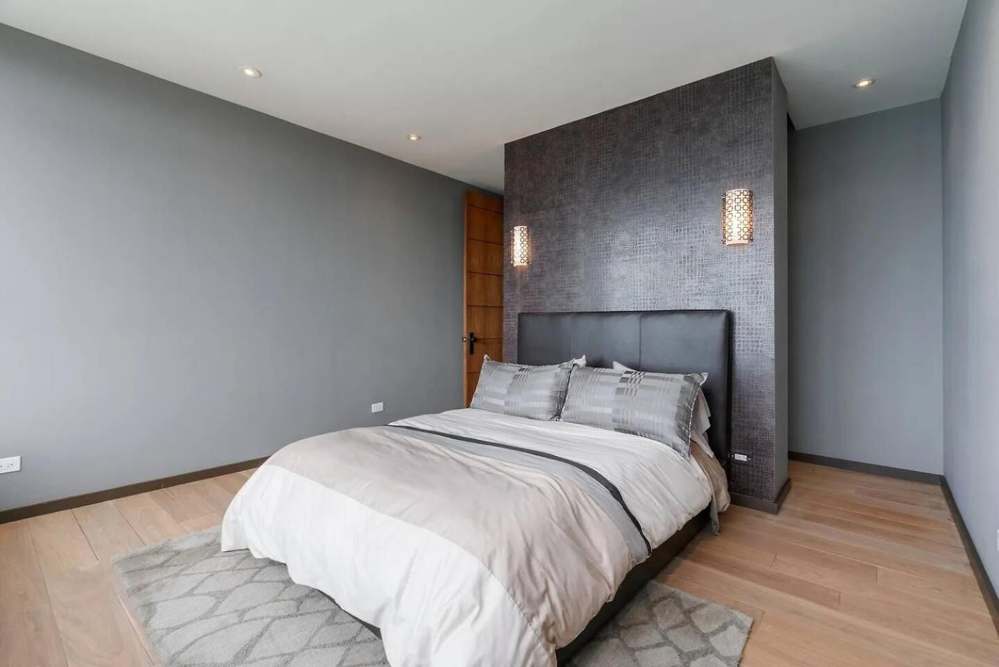 Expansive Views Of Michigan Apartment