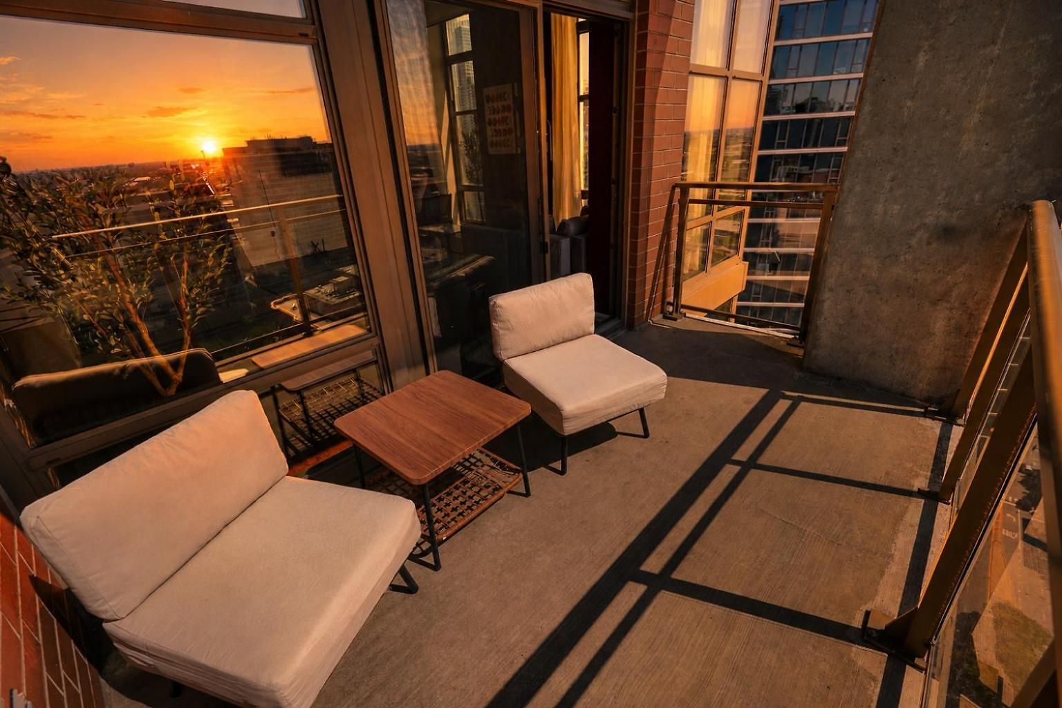 29th Floor 2br With Balcony And Gym *