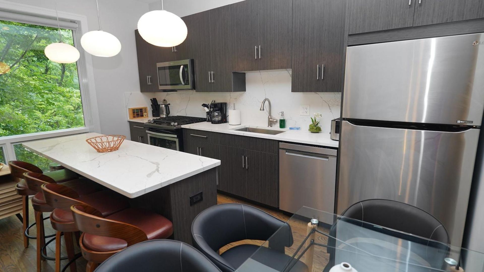 Apartment Spacious 4br West Loop Retreat With Optional Parking Chicago