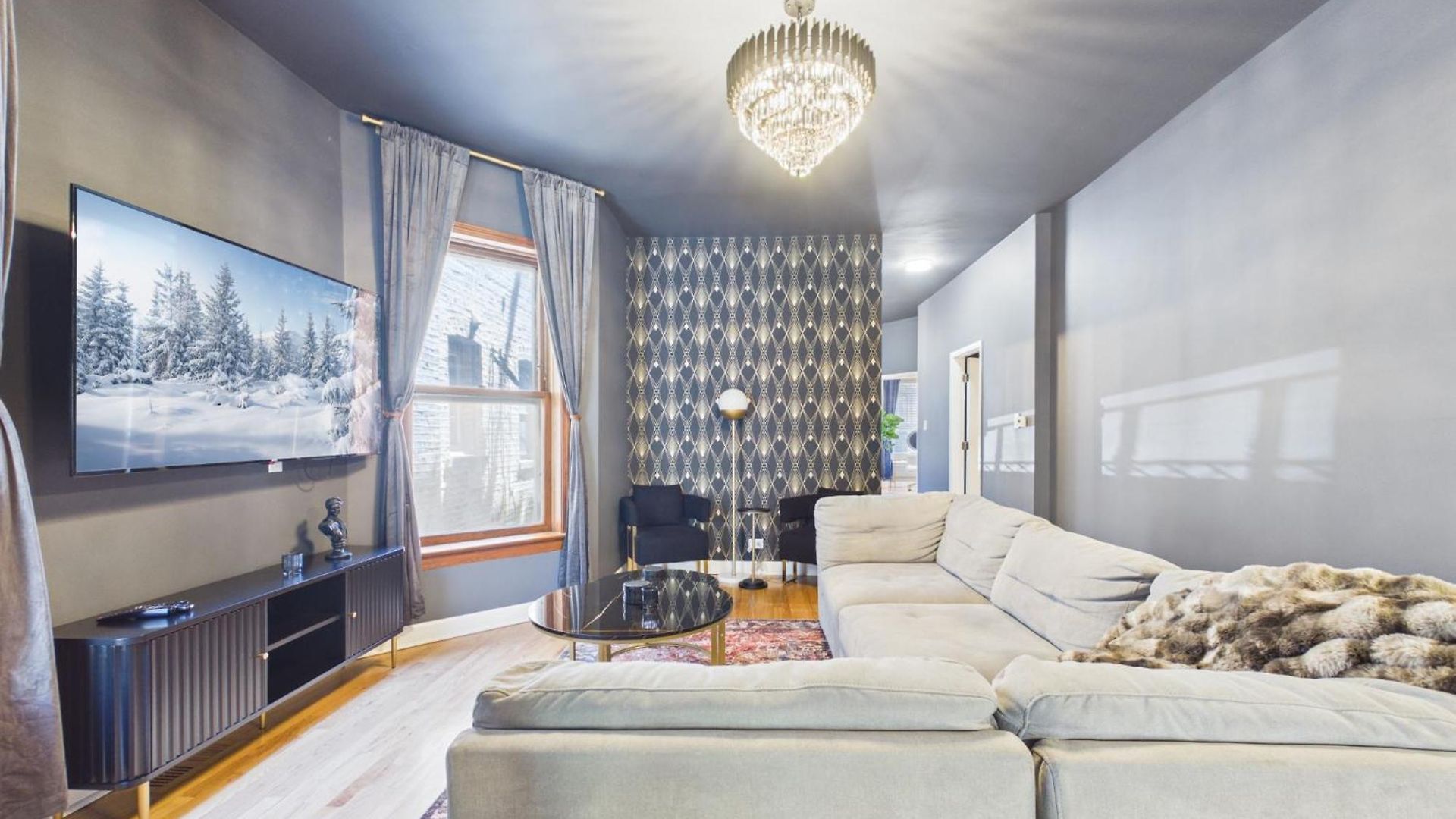 Apartment The Dakin Estate 4br Art Deco Speakeasy Duplex