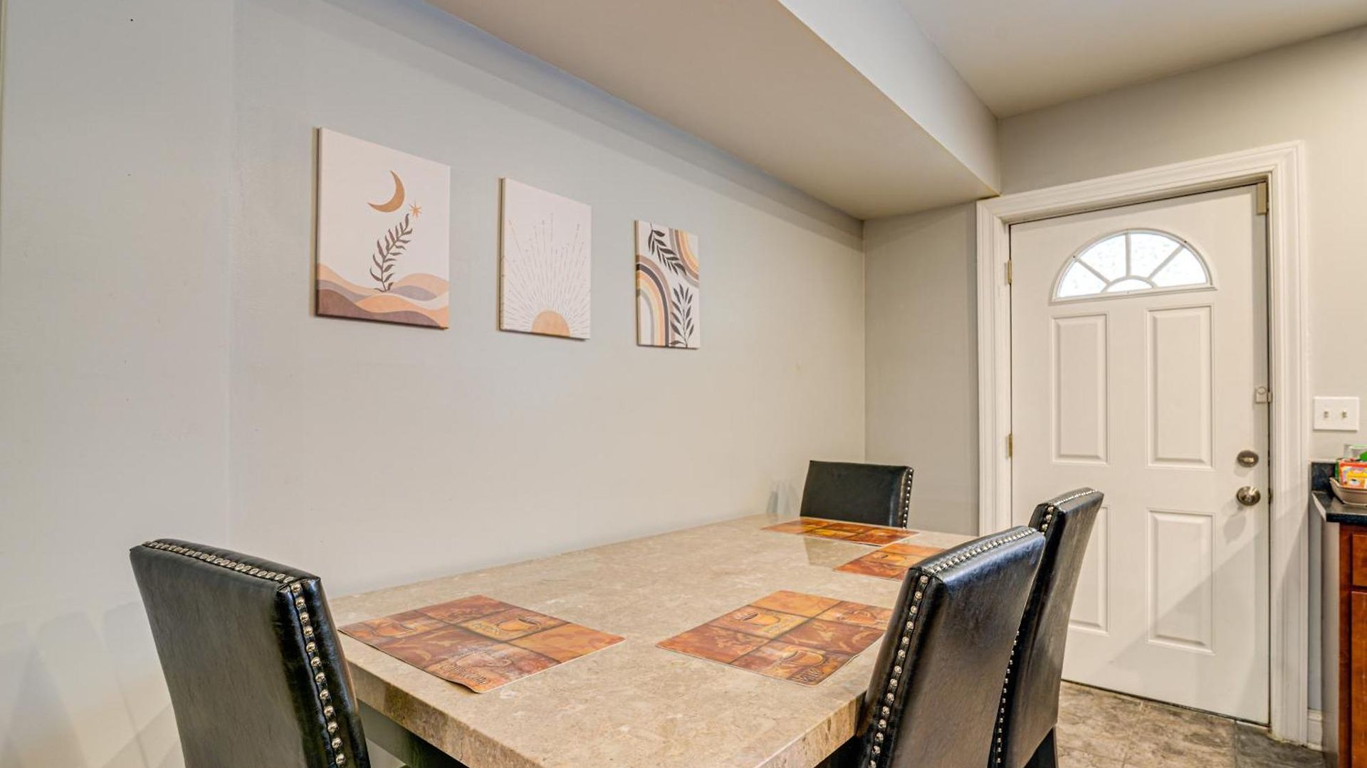 Holiday home 1 Mi To Washington Park: Spacious 1st-floor Condo! Chicago