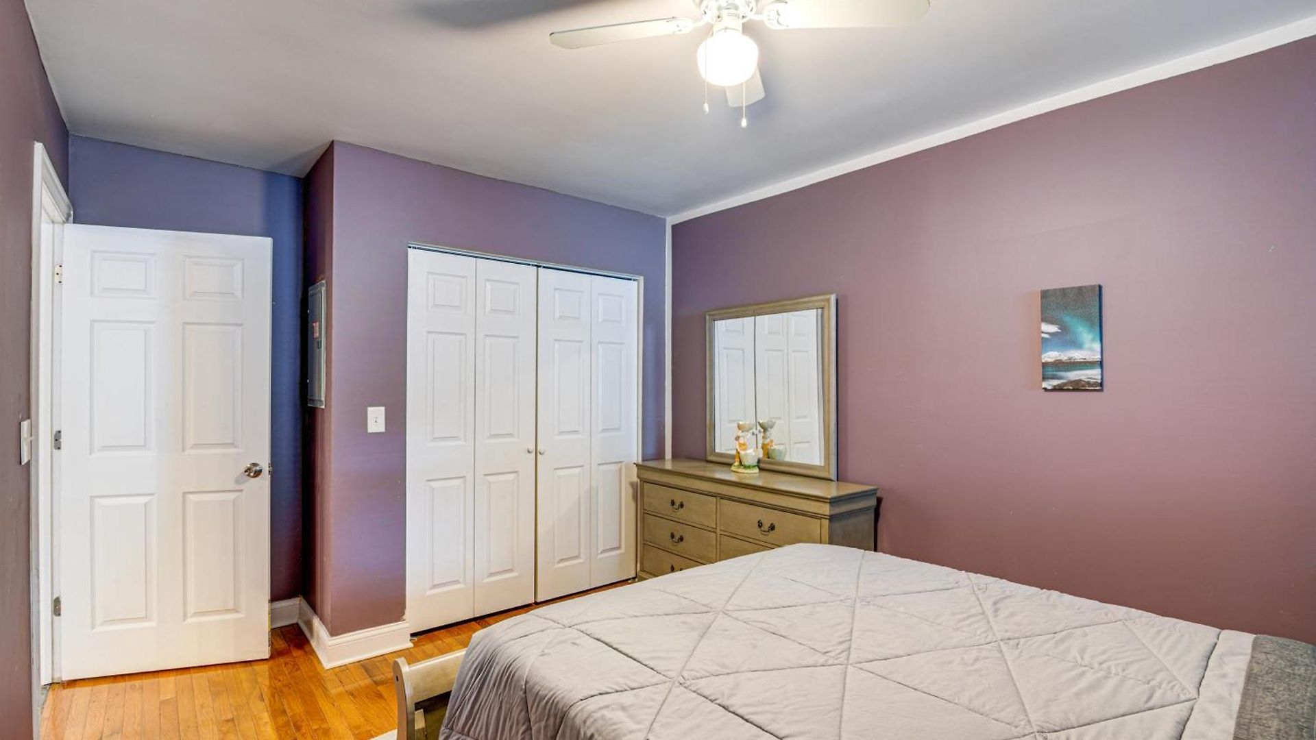 1 Mi To Washington Park: Spacious 1st-floor Condo!