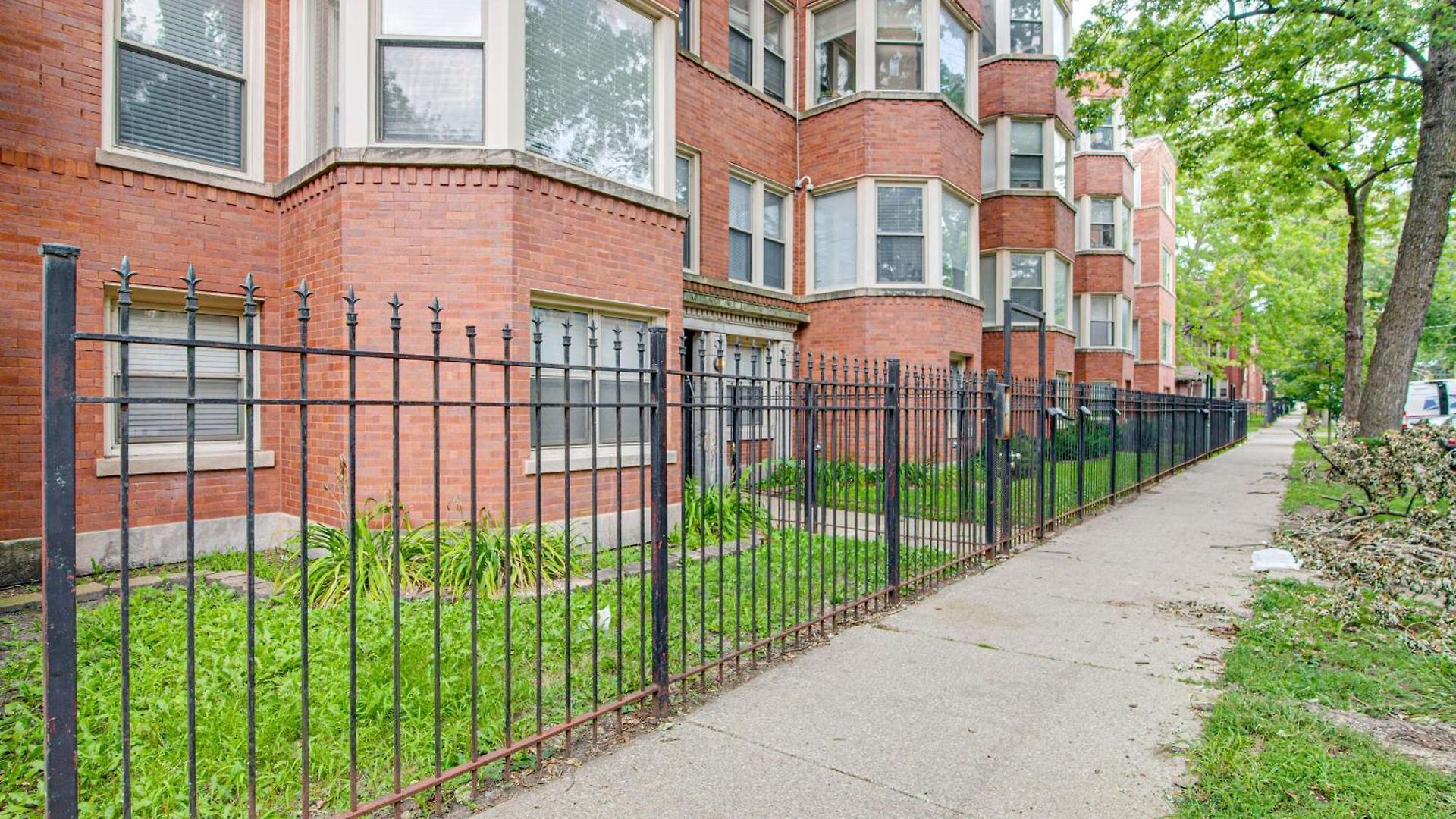 1 Mi To Washington Park: Spacious 1st-floor Condo! Holiday home Chicago