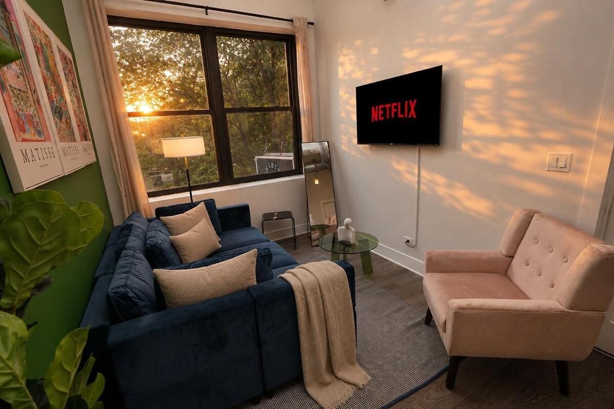 Cozy 2br Near Mccormick & Wintrust With Opt Parking Apartment Chicago