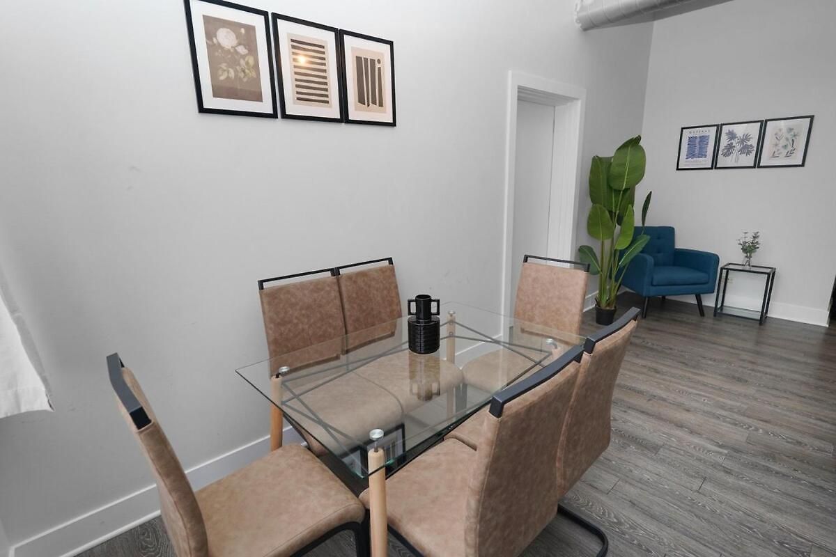 Apartment Cozy 2br Near Mccormick & Wintrust With Opt Parking