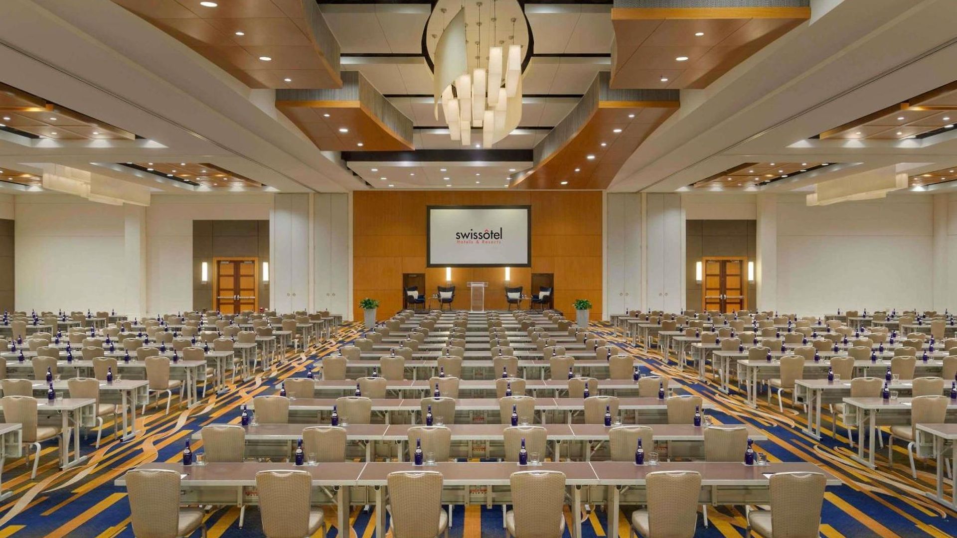 Swissotel 4*