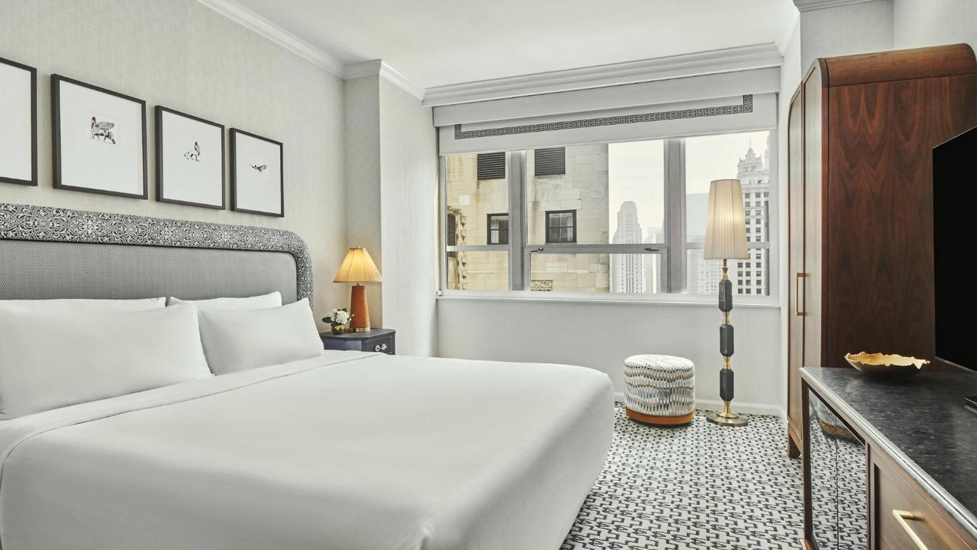Hotel Intercontinental Magnificent Mile By Ihg Chicago