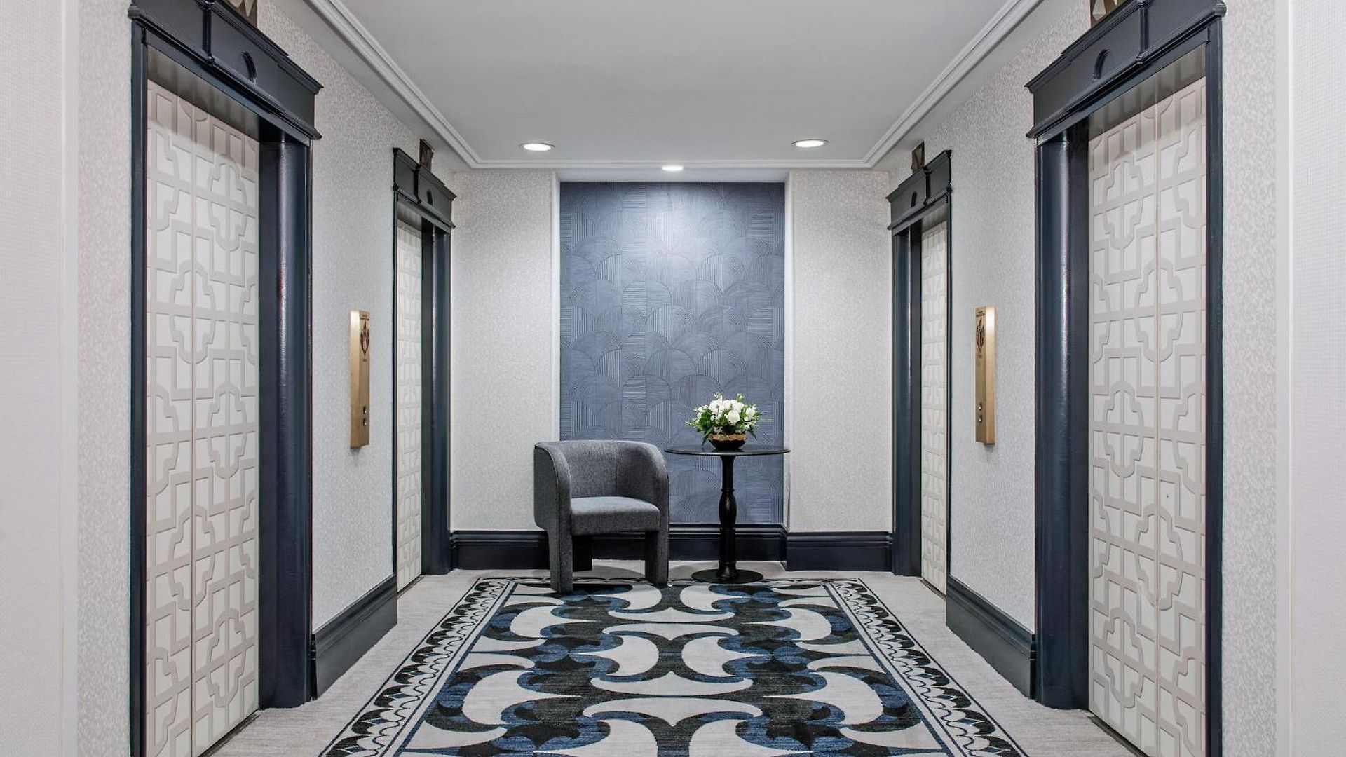 Intercontinental Magnificent Mile By Ihg Hotel