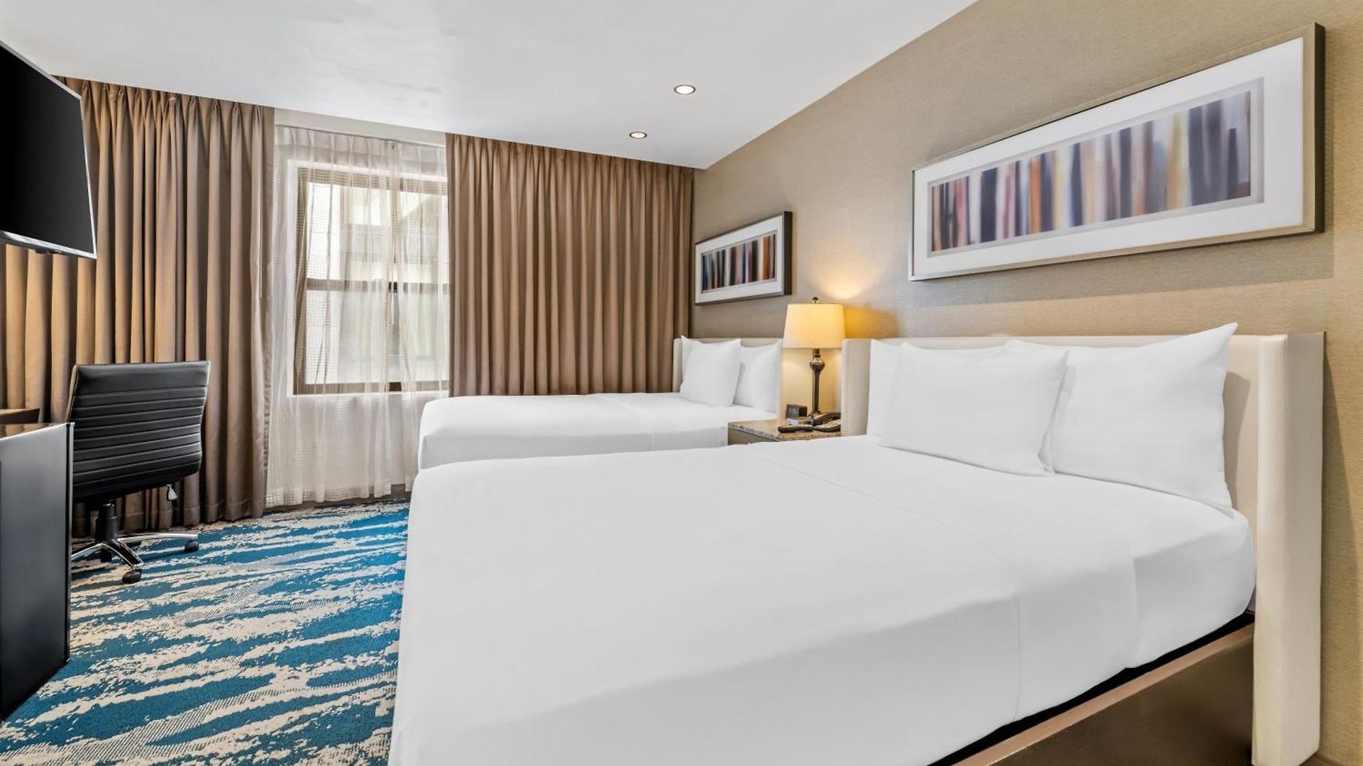 Felix Hotel
