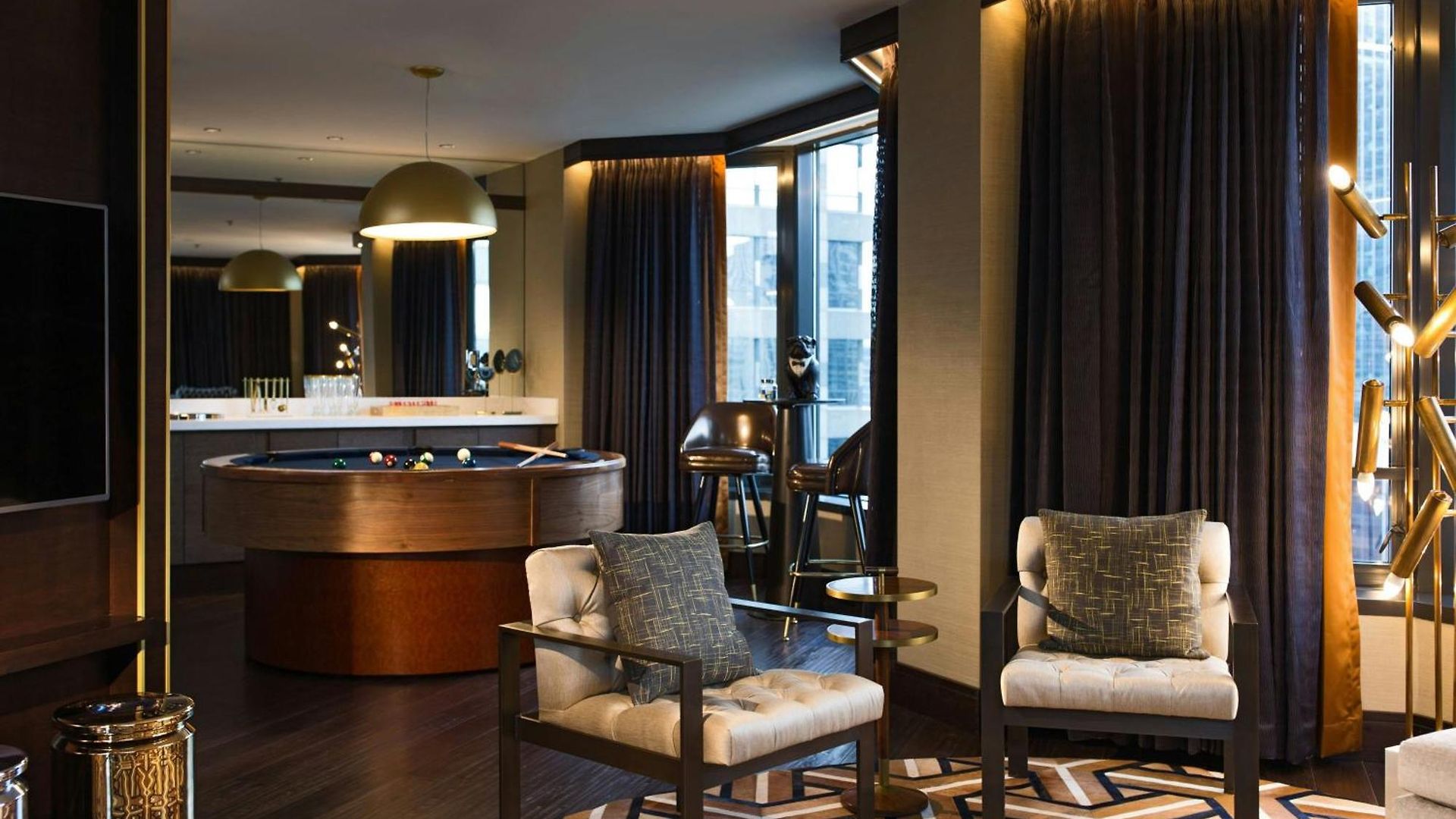 Renaissance Downtown