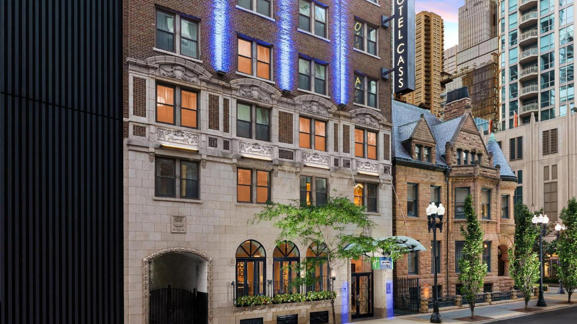 Express - Magnificent Mile By Ihg 3*
