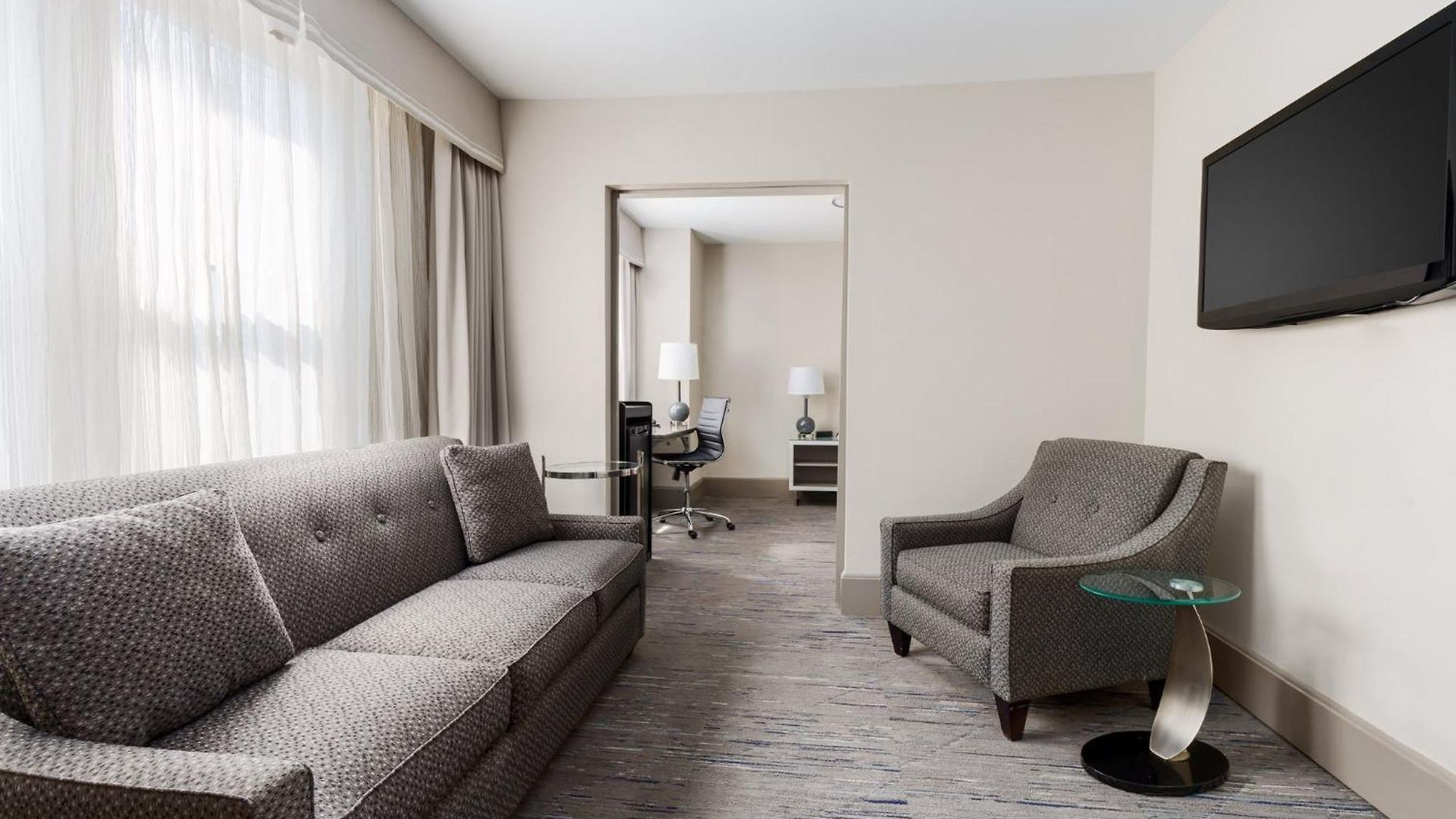 Express - Magnificent Mile By Ihg 3*