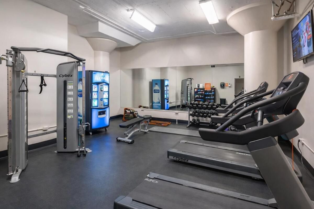 Modern 2br In South Loop Near Soldier Field, Grant Park, Downtown, & Lakefront Trail