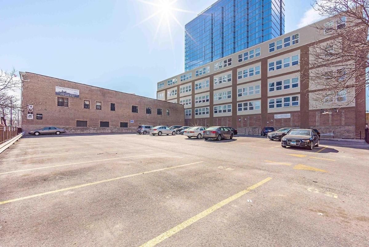 Apartment Mccormick Oasis With Balcony, Optional Parking, Patio And Gym Sleeps 6 Near Mccormick Place, Grant Park, Soldier Field & Museum Campus