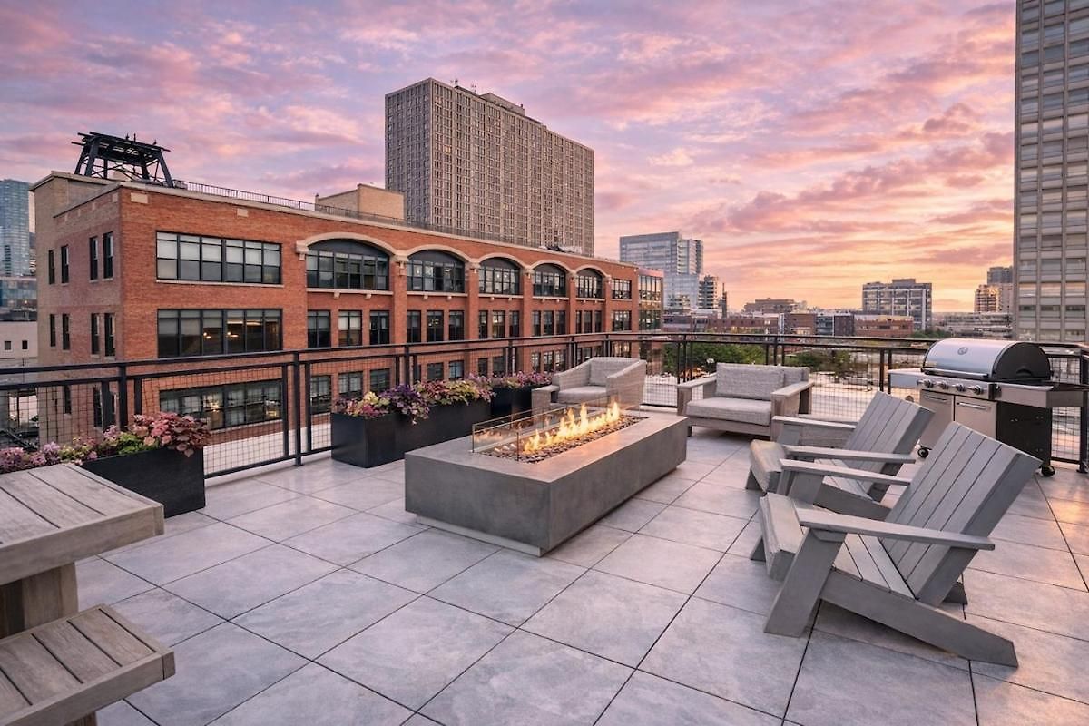 Apartment Mccormick Oasis With Balcony, Optional Parking, Patio And Gym Sleeps 6 Near Mccormick Place, Grant Park, Soldier Field & Museum Campus Chicago