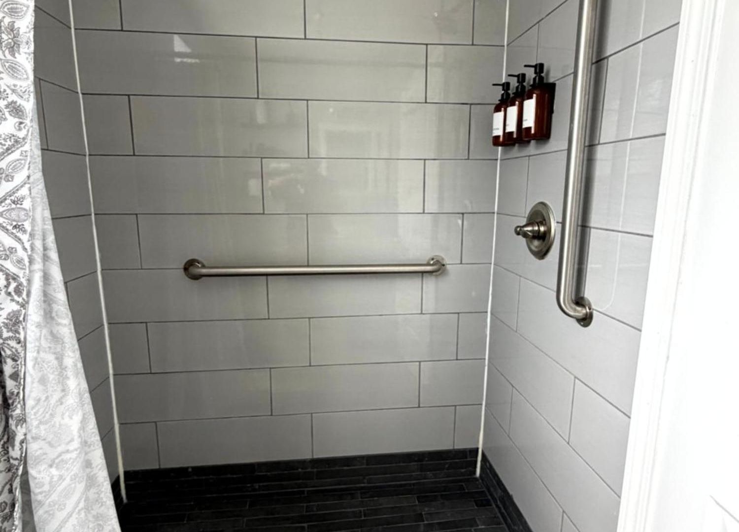 1br Free Parking, Near Transit And Dining Chicago