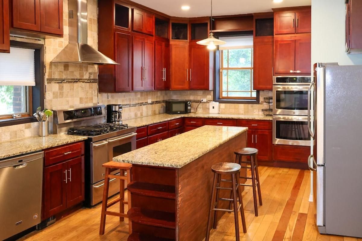 Apartment Spacious 5br Near Obama Center & Uchicago