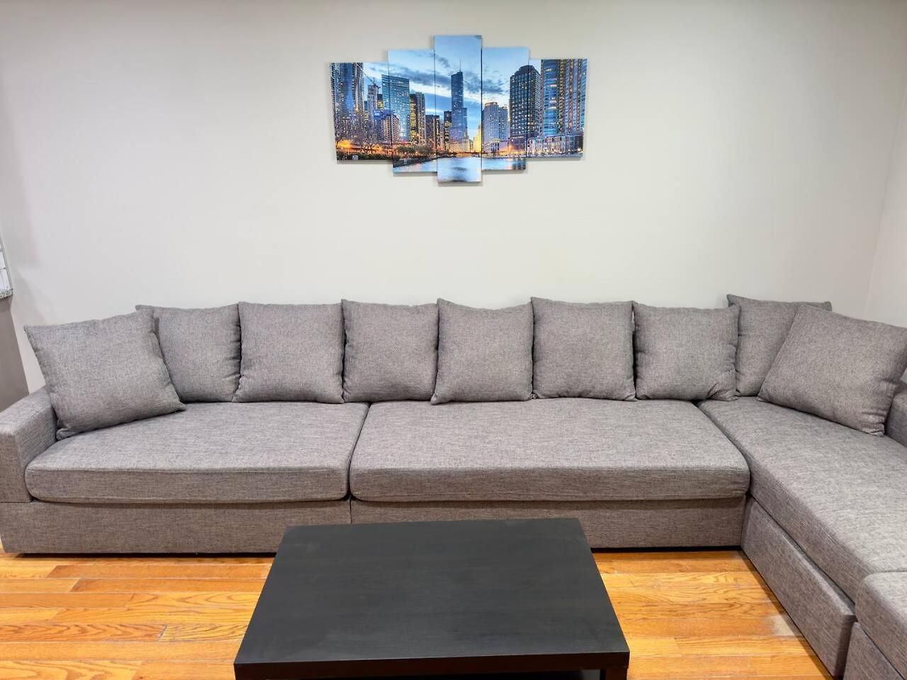 Apartment 4br Downtown Retreat Free Street Parking