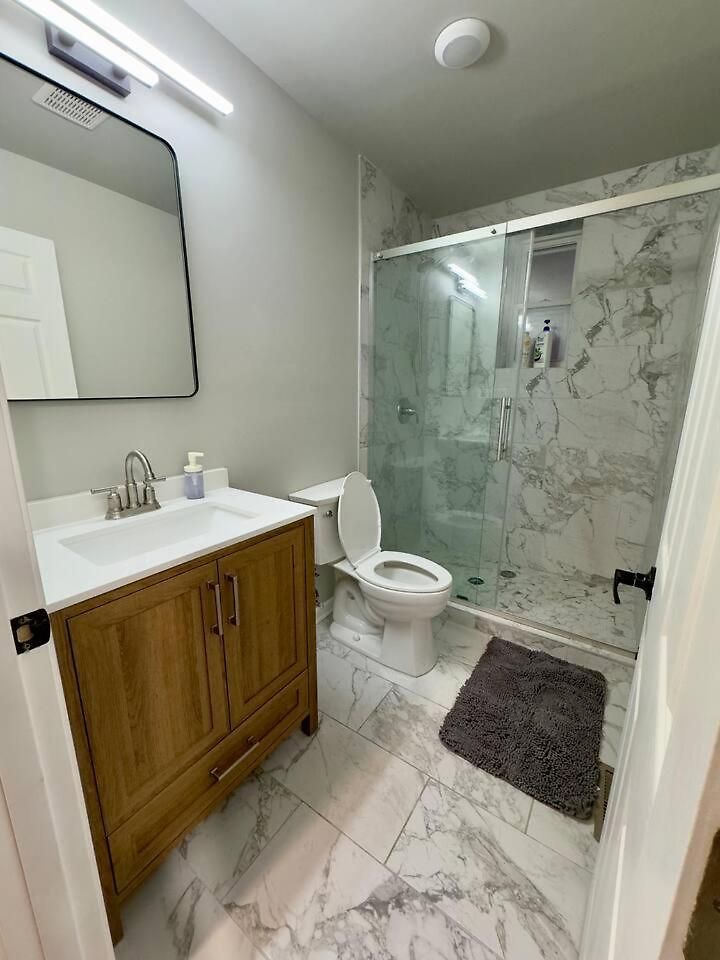 Apartment 4br Downtown Retreat Free Street Parking