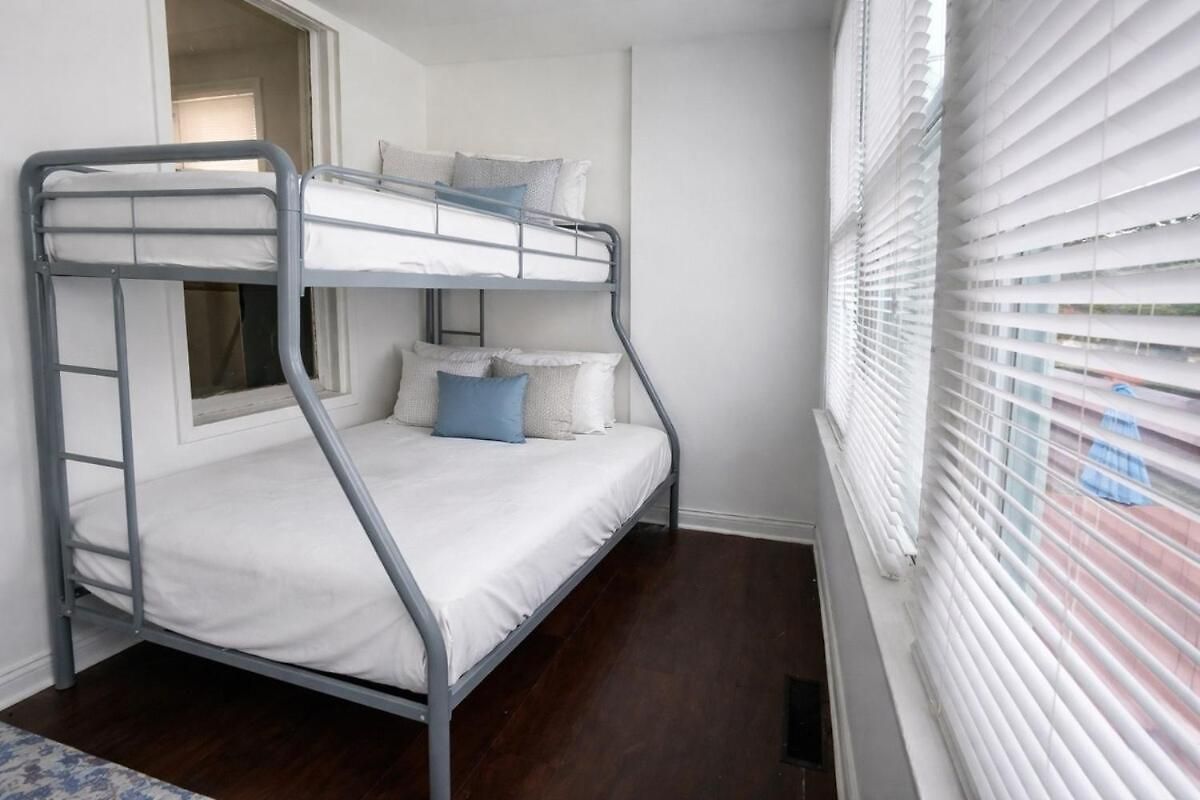 Affordable Near The 606 Apartment Chicago