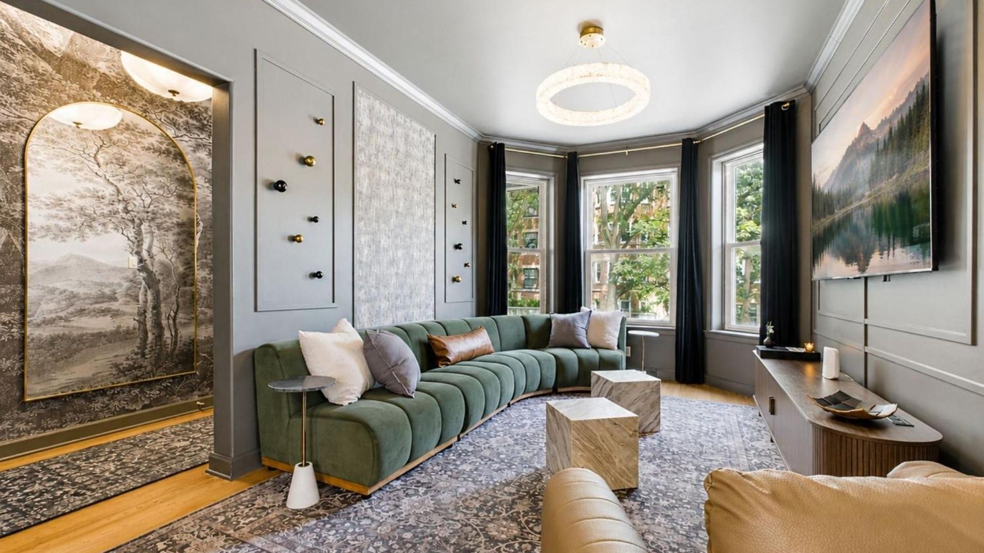 The Velvet Manor Luxe 3br Jacuzzi Garage