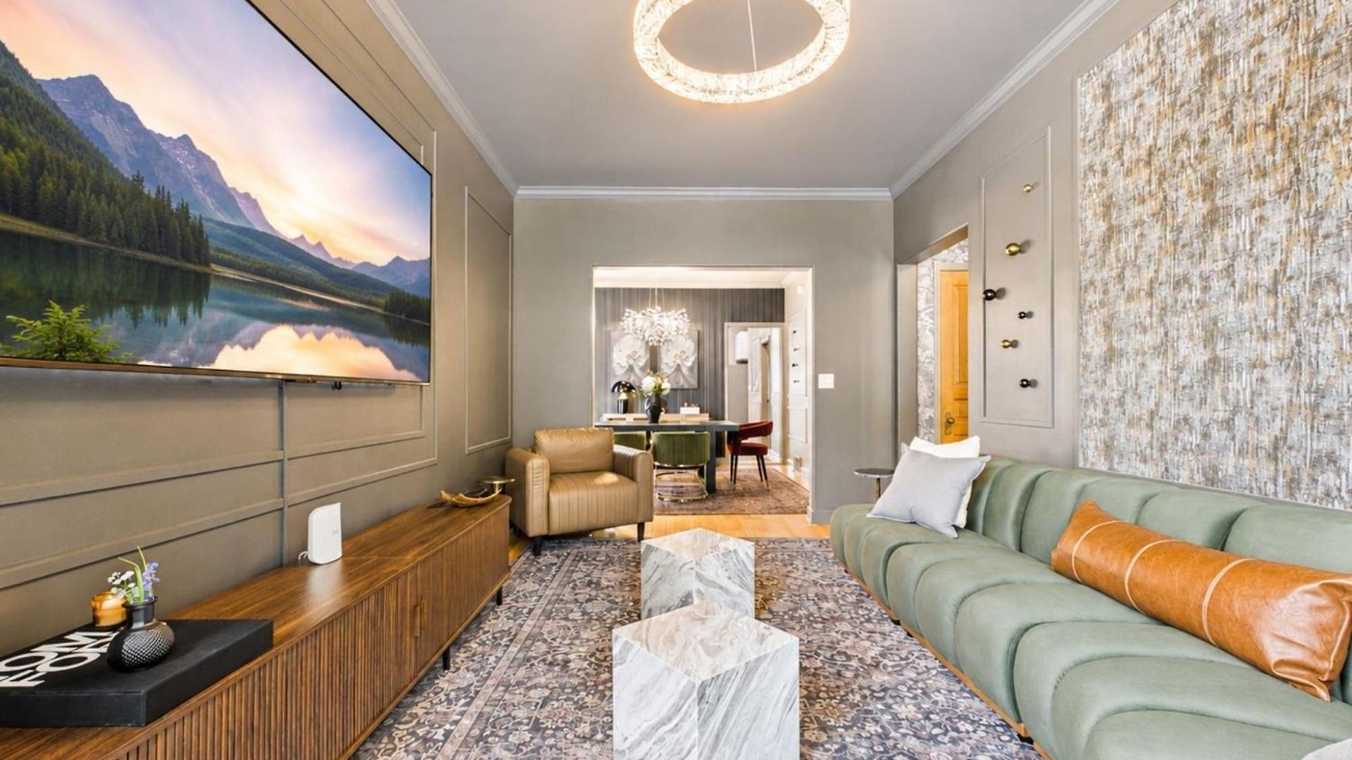The Velvet Manor Luxe 3br Jacuzzi Garage * Chicago