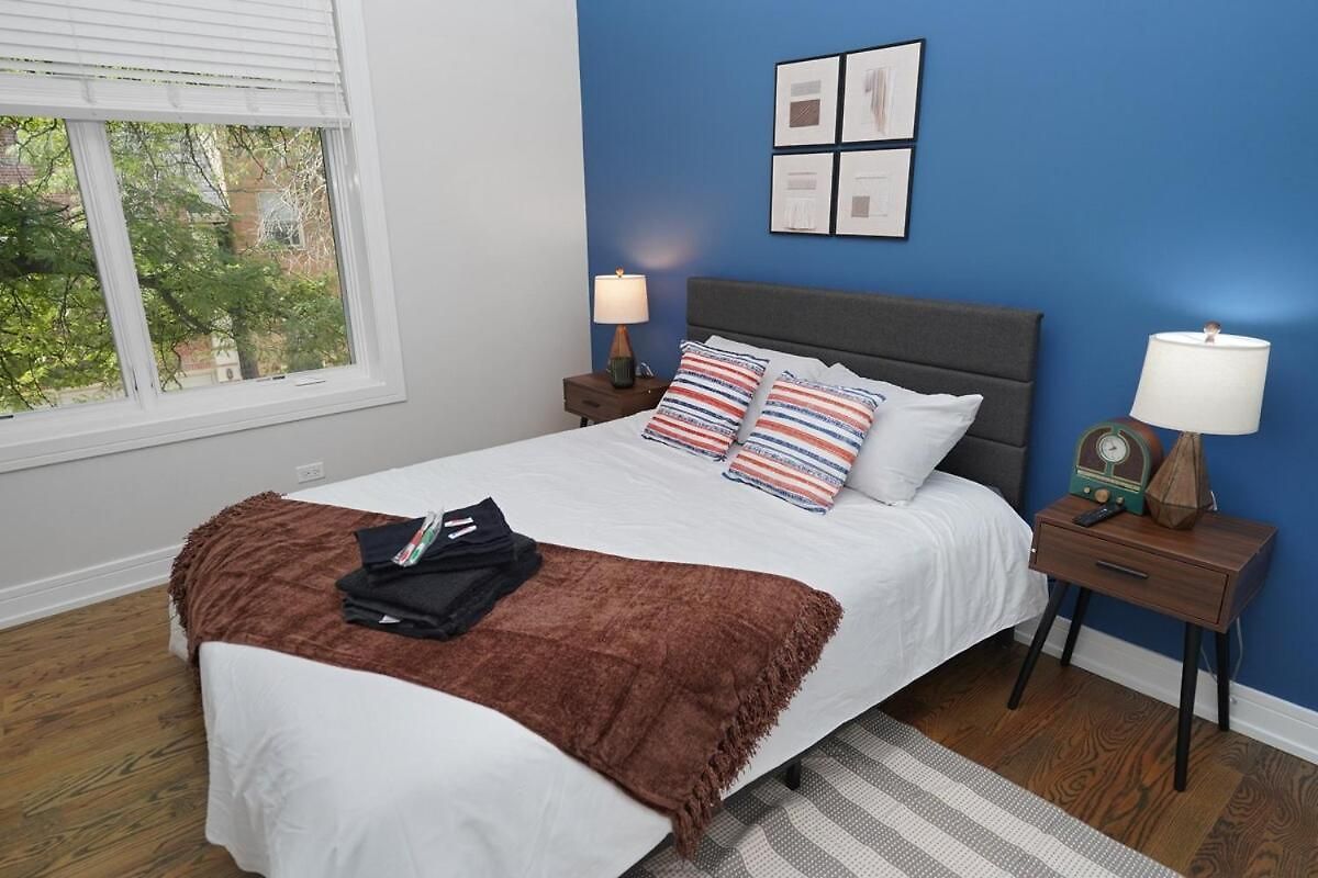 Chic Little Italy 4br With Optional Parking Apartment *