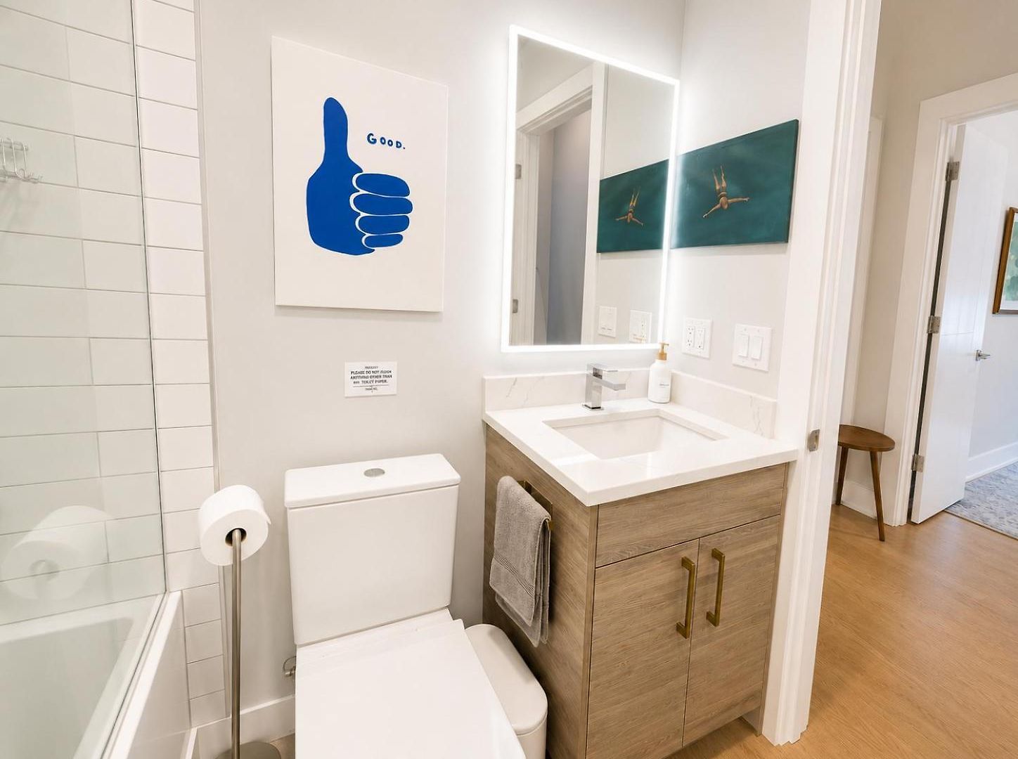 Rooftop Reverie Prime Location - Modern-sleeps 6 Chicago